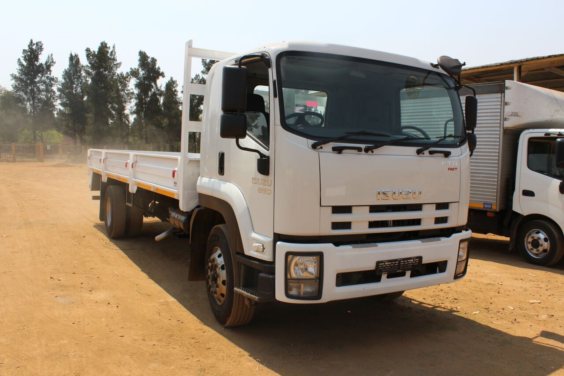 2014 ISUZU FTR 850 DROP SIDES 8 TON AUTOMATIC