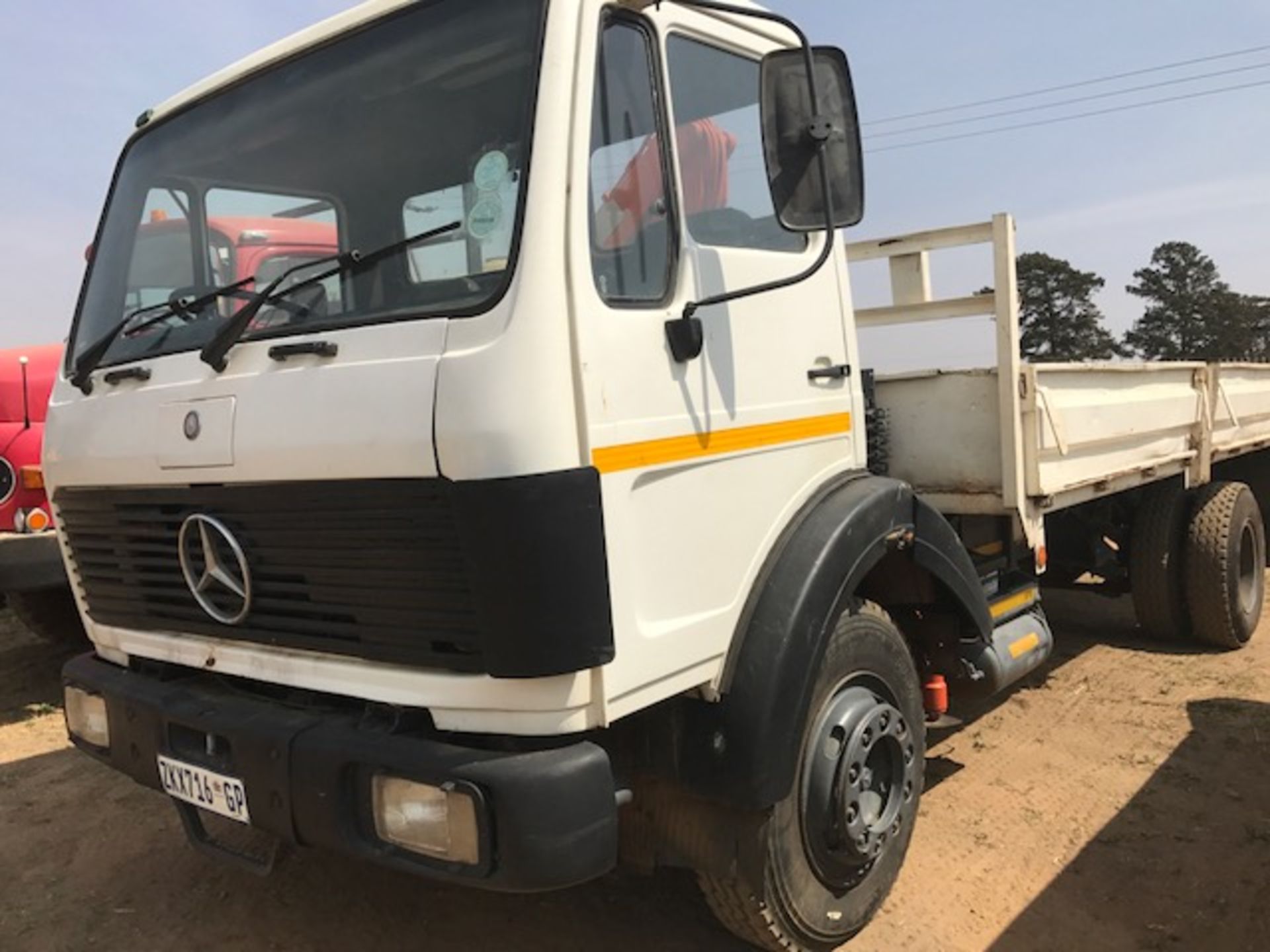 MERCEDES BENZ 1213 6 TON WITH CRANE