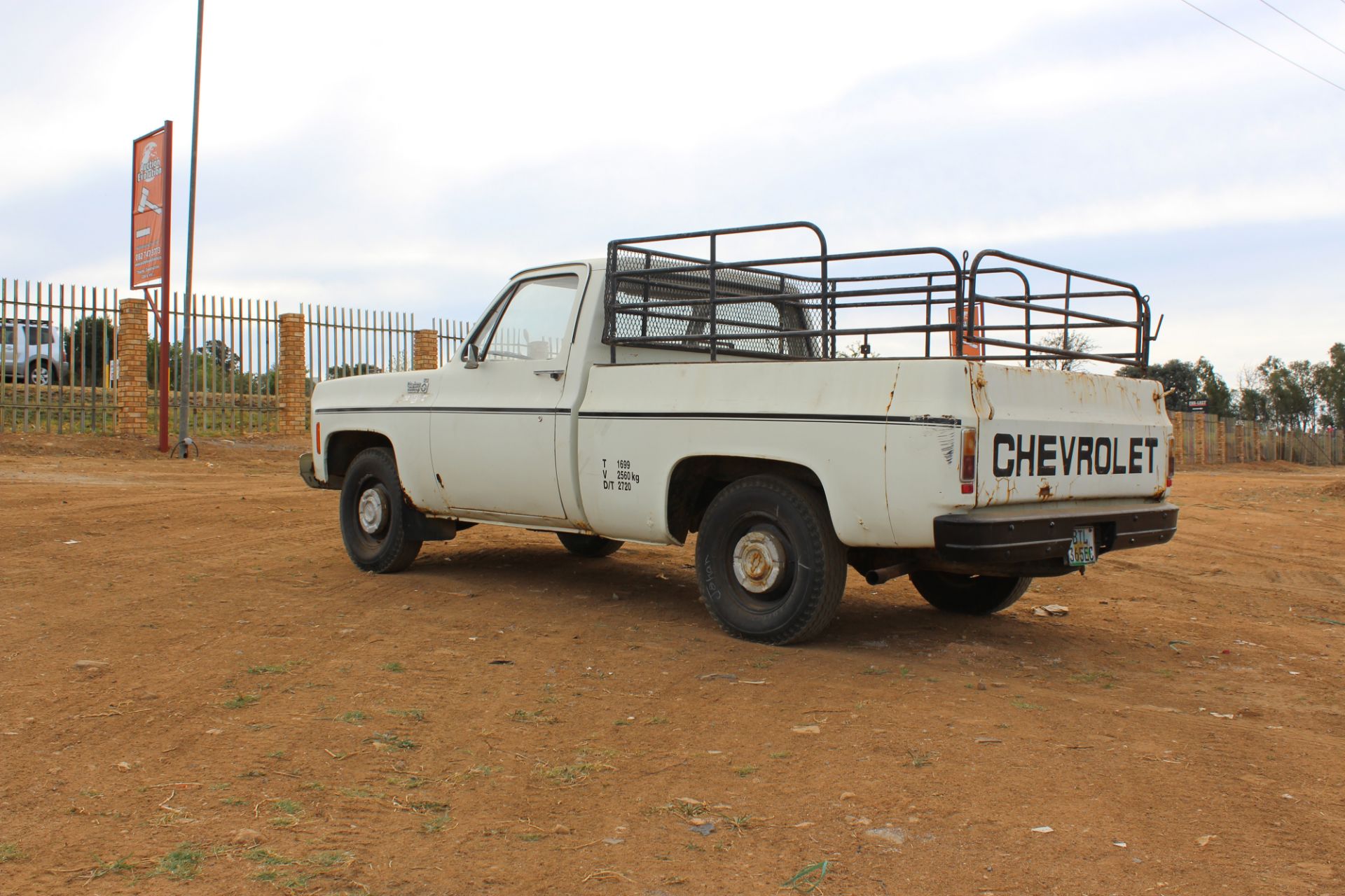 1974 CHEV SINGLE AXLE PICK-UP C10 - Image 3 of 6