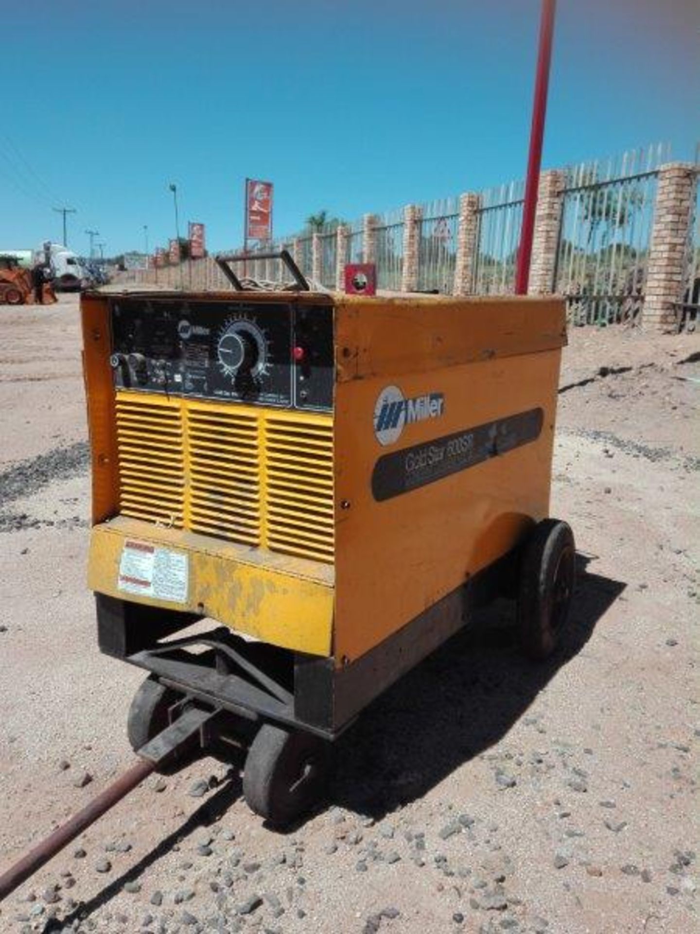 GOLD STAR 600 SS WELDING MACHINE - Image 2 of 5