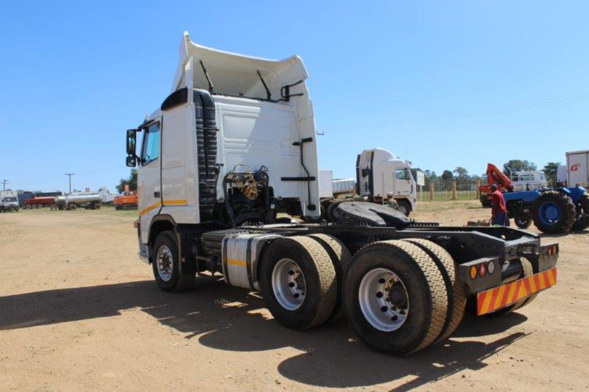 2007 VOLVO FH 440 DOUBLE AXLE - Image 3 of 8