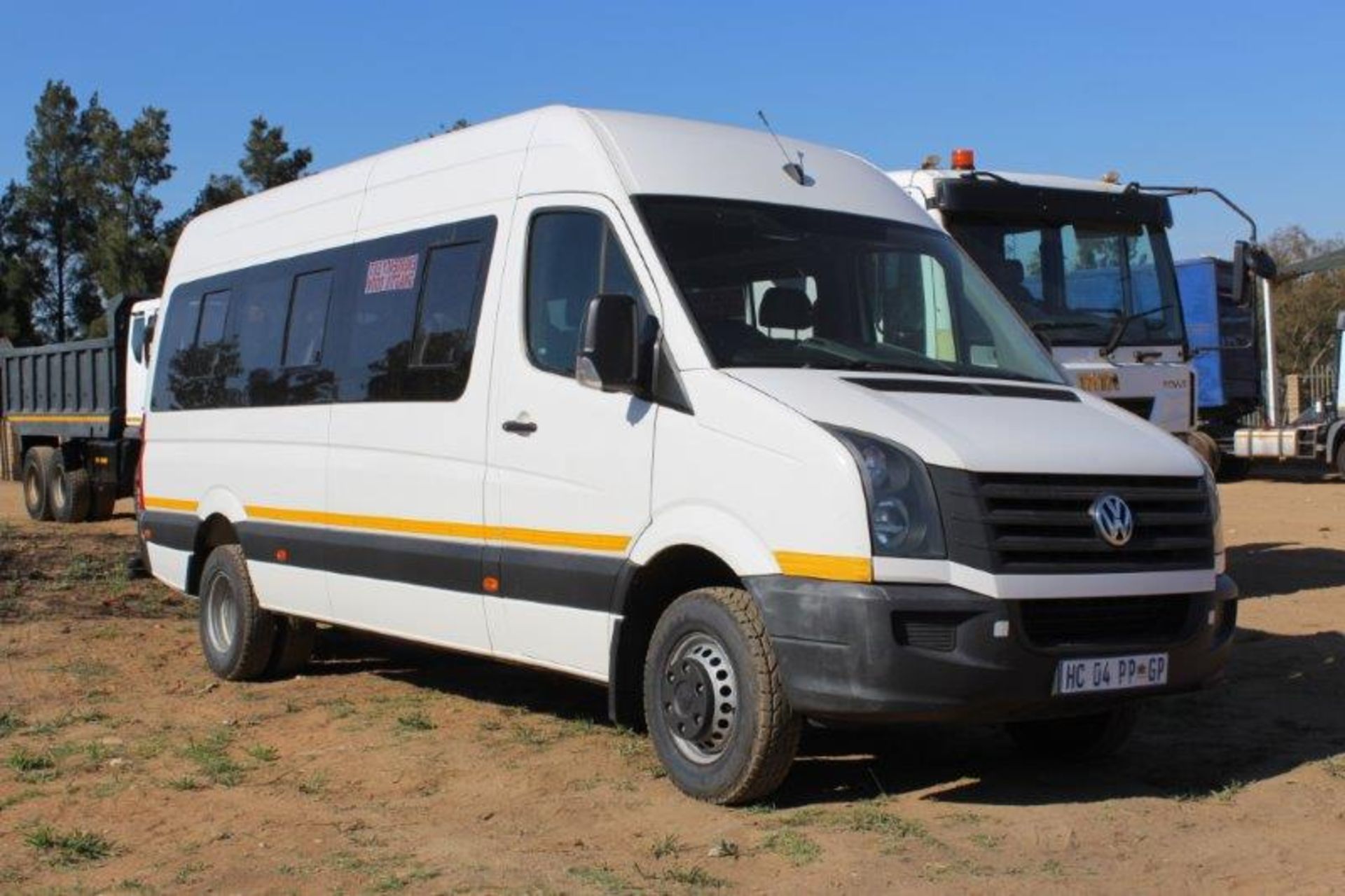 VW CRAFTER 20 SEATER