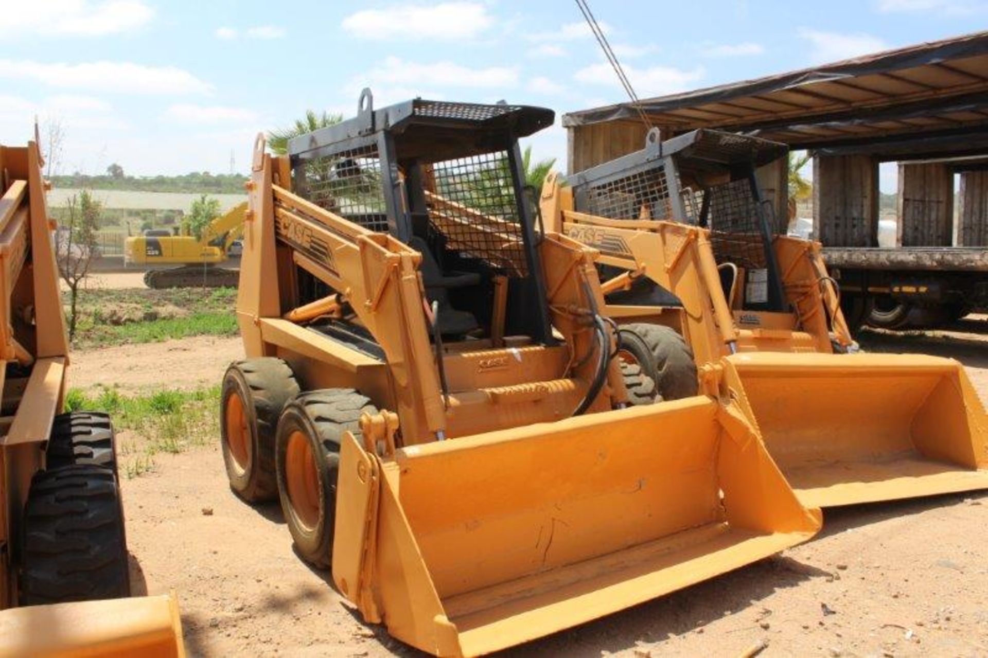 CASE SKIDSTEER -