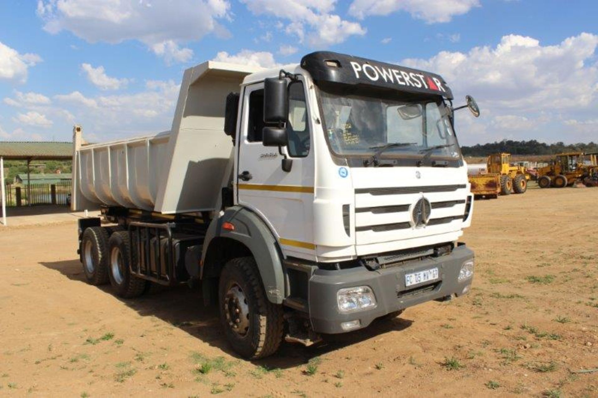 2015 POWERSTAR 2628 TIPPER 10 CUBE