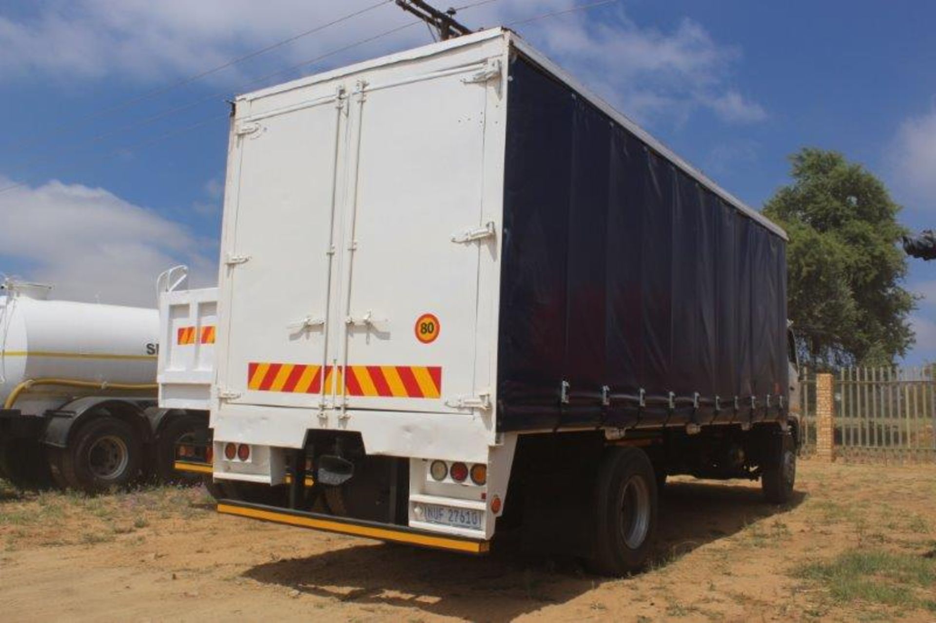2004 HINO 500 CURTAIN SIDE - Image 3 of 6