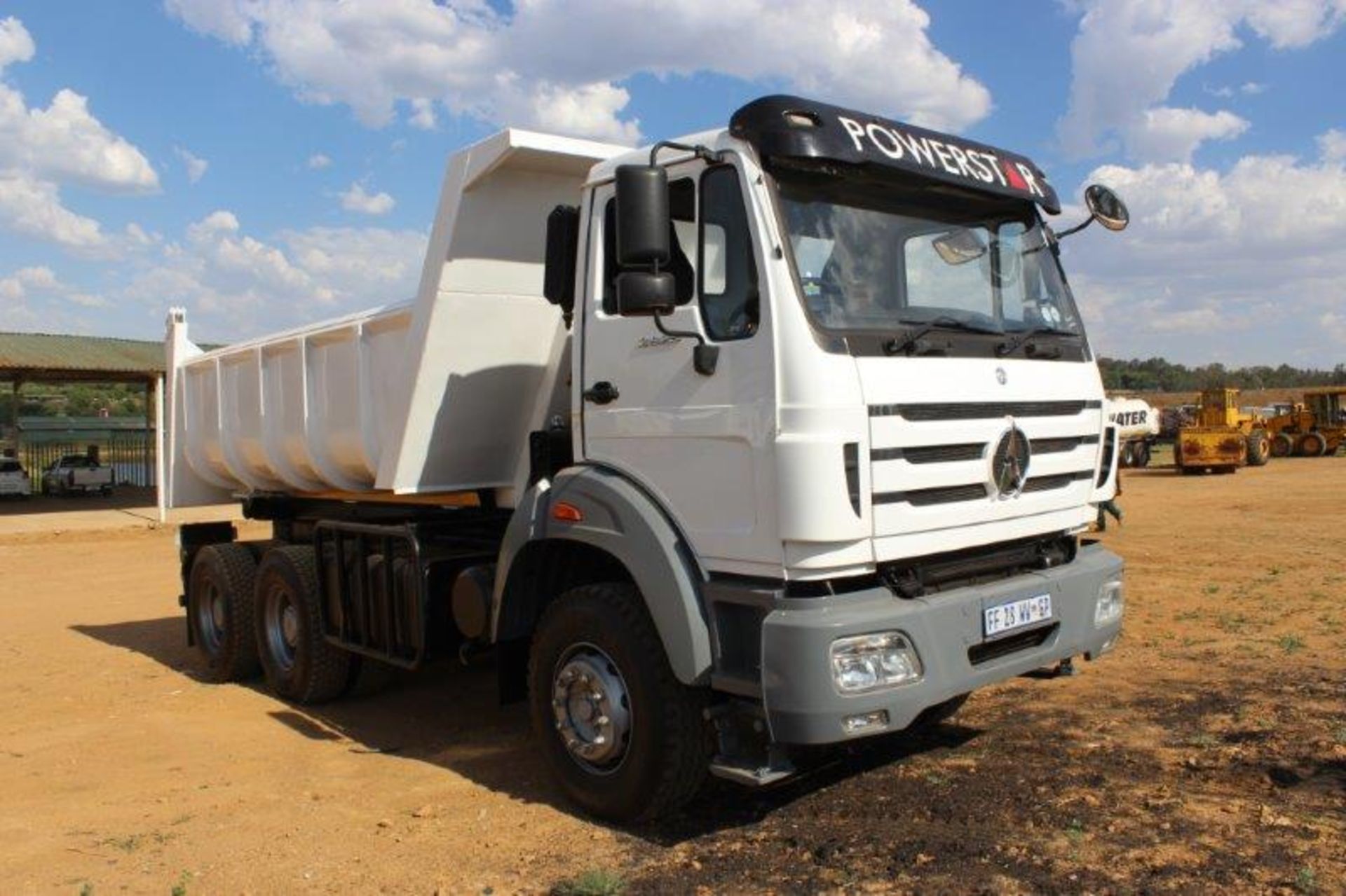 2015 POWERSTAR 2628 TIPPER 10 CUBE