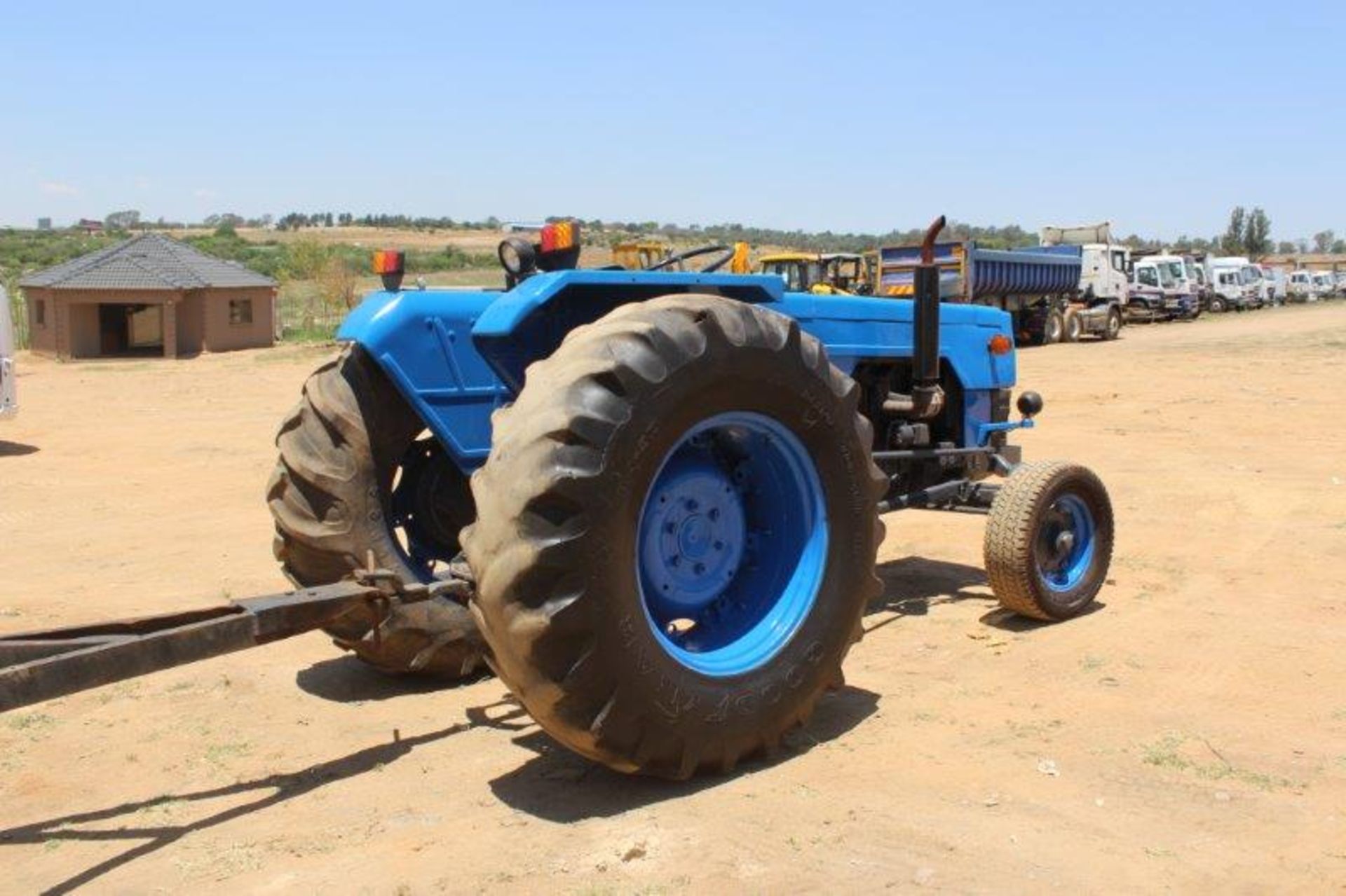 LANDINI R8000 TRACTOR - Image 4 of 7