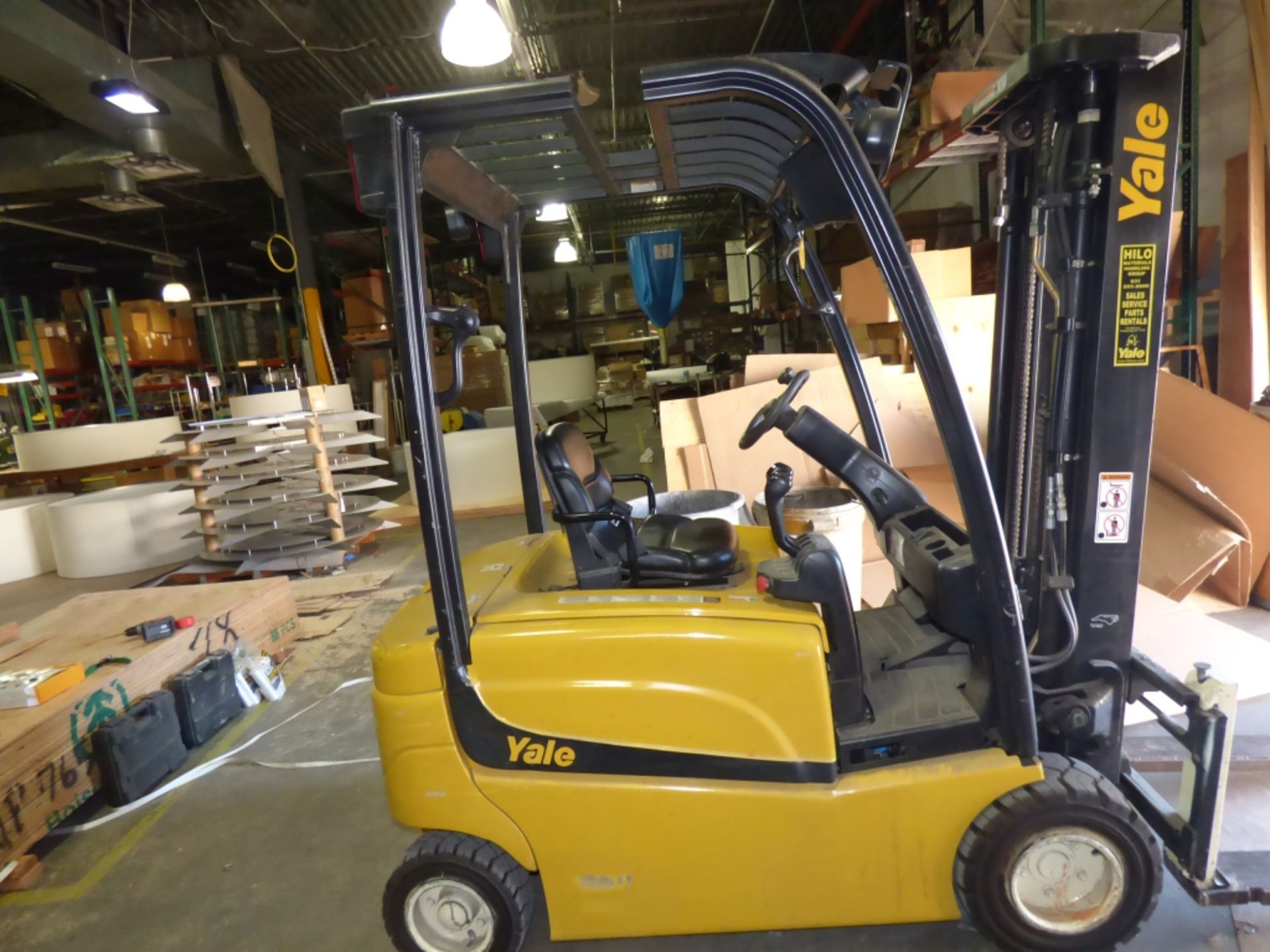 Yale Electric Forklift