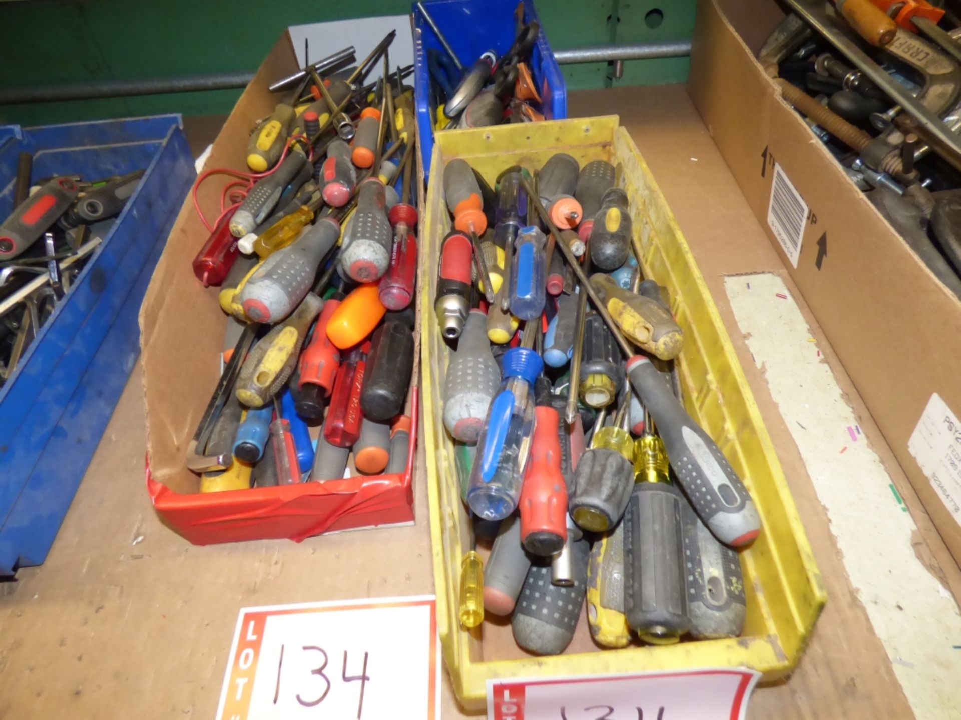 Assorted Screw Drivers & Utility Knives