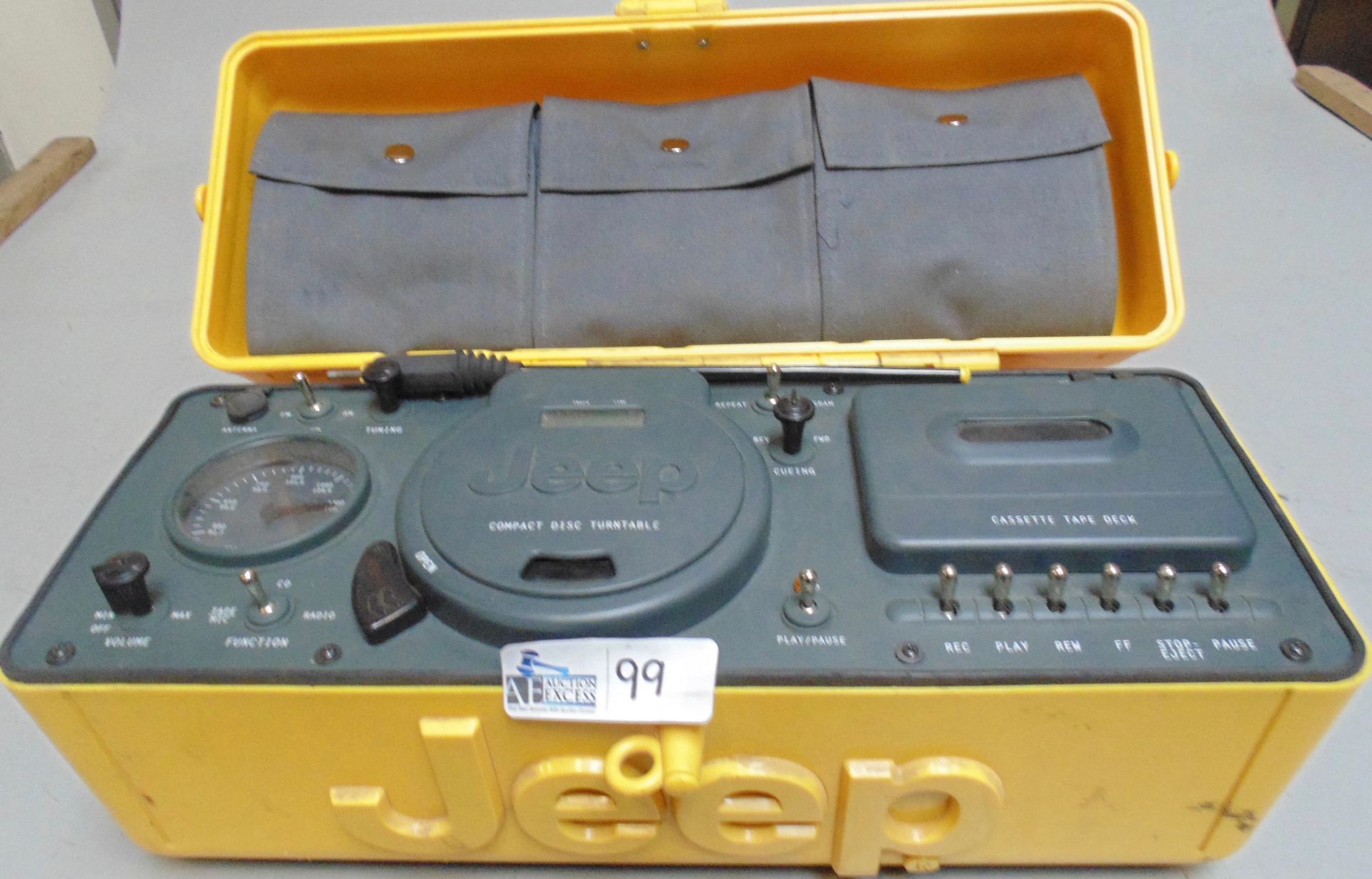 JEEP PORTABLE STEREO