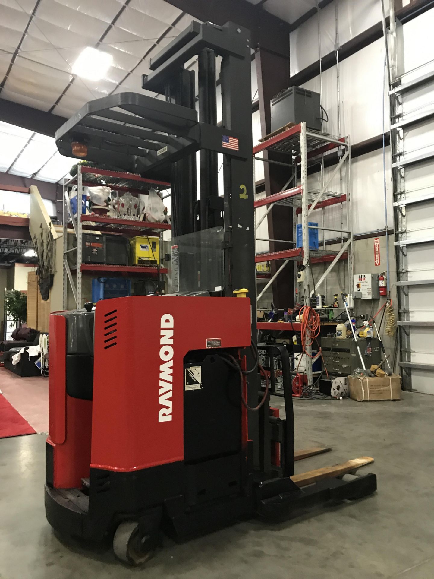 SEE VIDEO** RAYMOND ELECTRIC FORKLIFT, 36V, TILT, REACH, MOD. EASI-R35TT, 3,500 LB CAP.