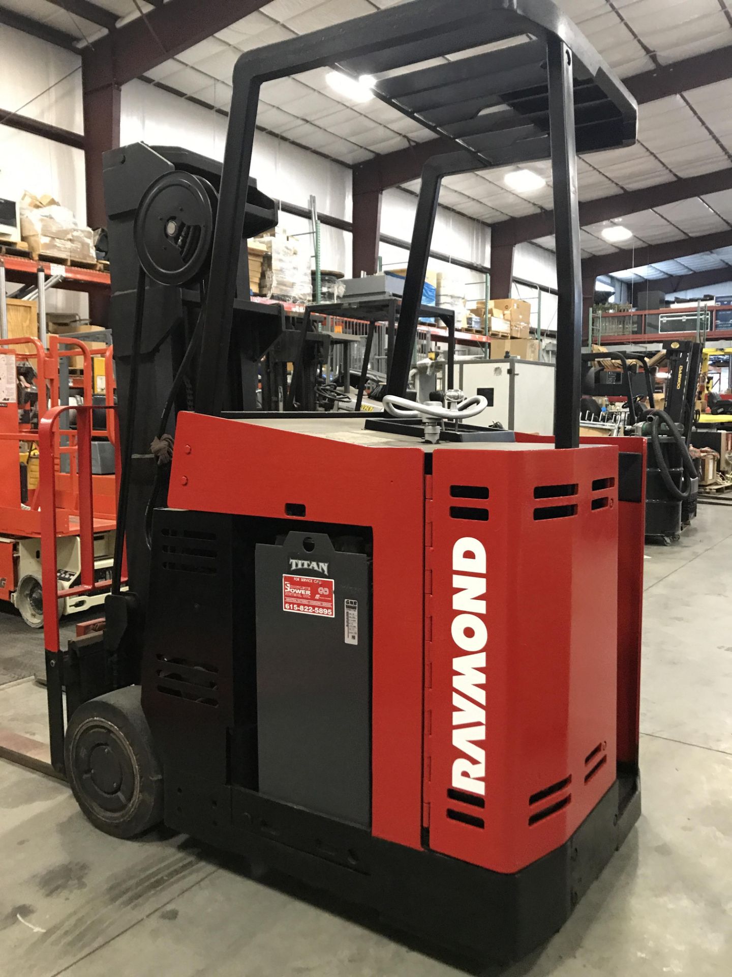 SEE VIDEO** RAYMOND ELECTRIC FORKLIFT MOD. 60-C30TT - Image 4 of 7