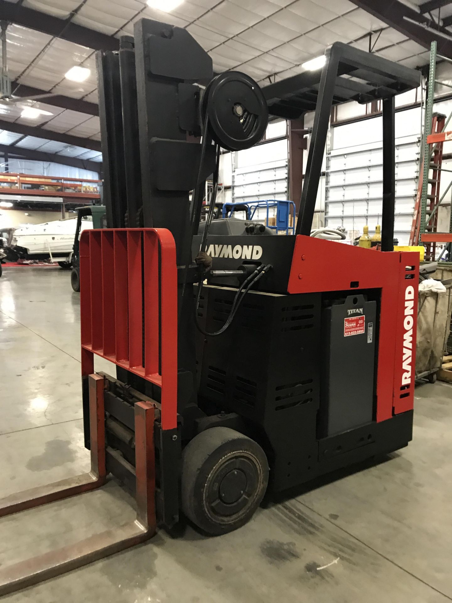 SEE VIDEO** RAYMOND ELECTRIC FORKLIFT MOD. 60-C30TT - Image 3 of 7