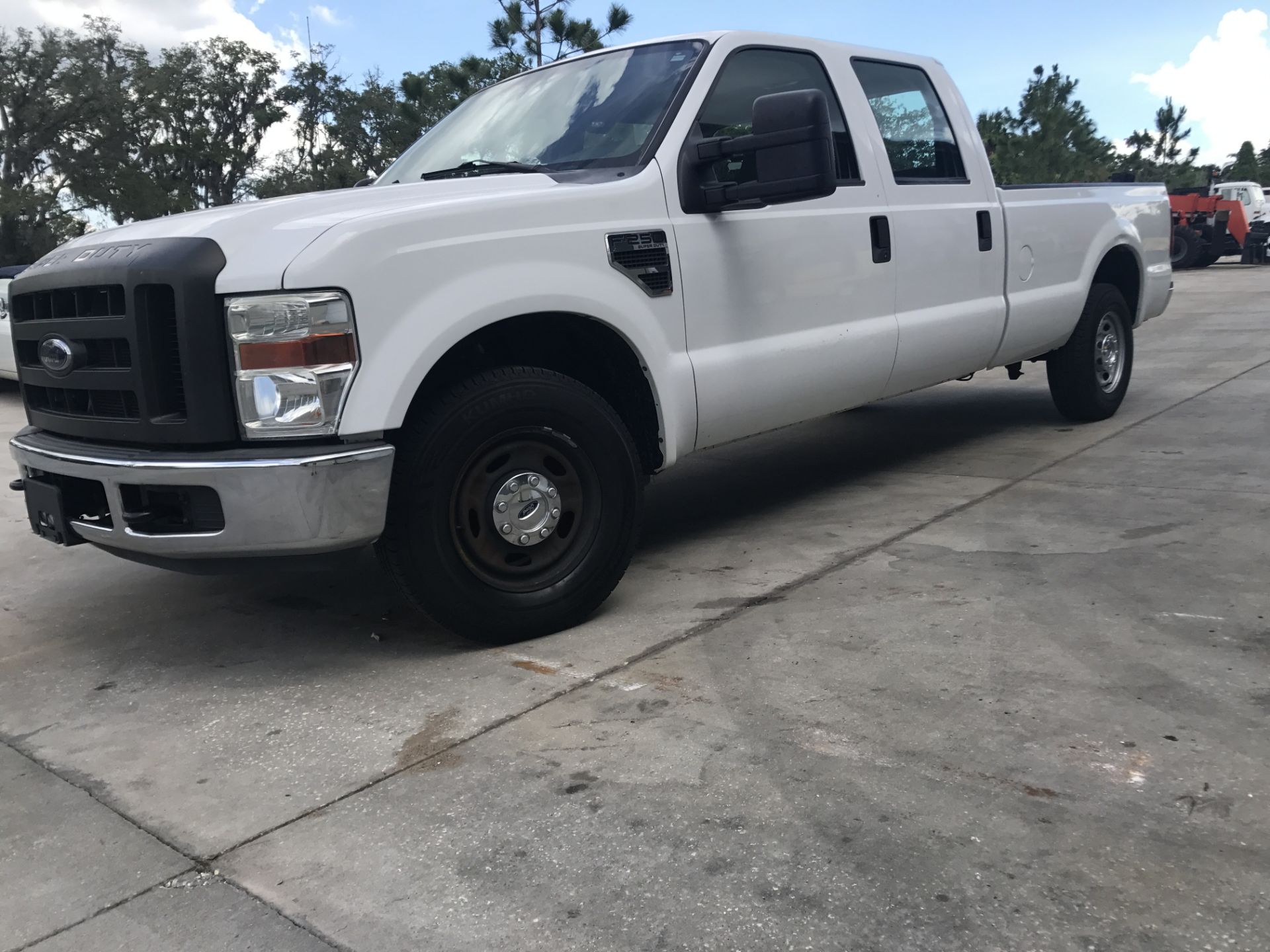 SEE VIDEO** 2010 FORD F-250 CREW CAB PICK UP TRUCK, V8, AUTOMATIC