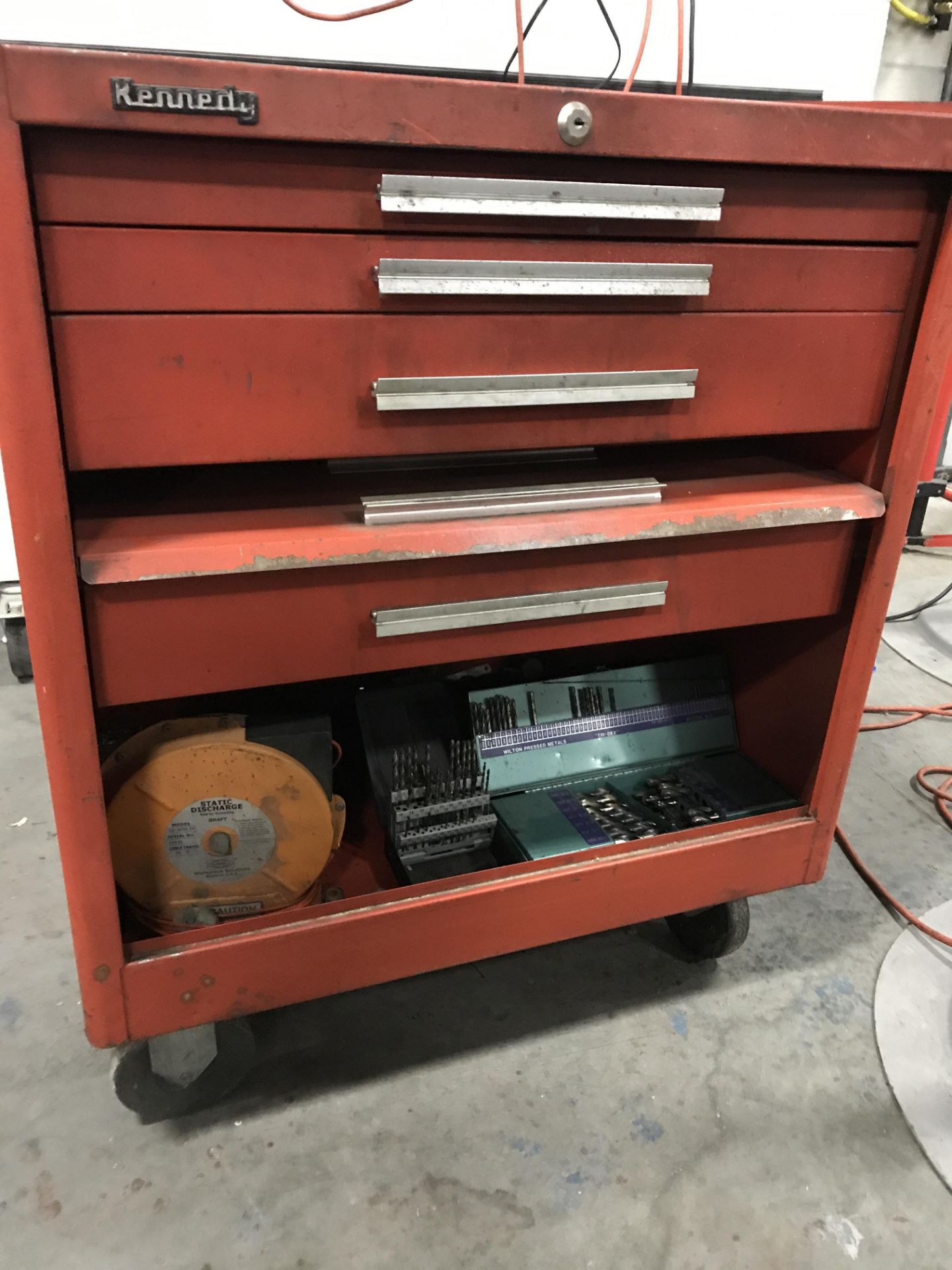 KENNEDY ROLLING TOOL CART W/ CONTENTS