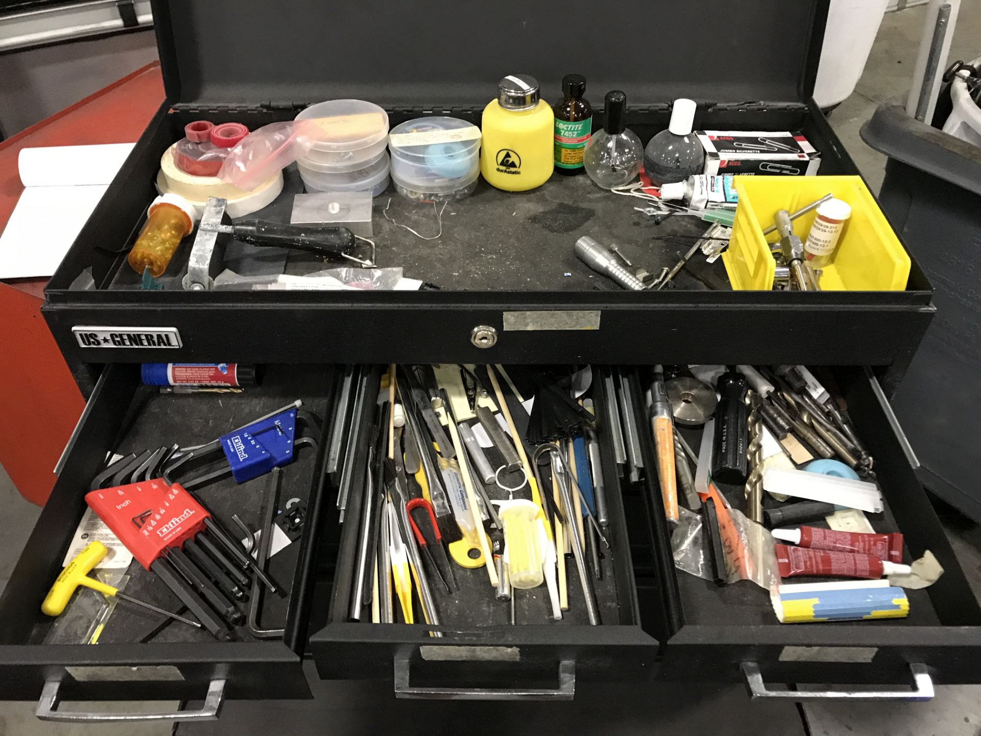 U.S. GENERAL ROLLING TOOL CART W/ CONTENTS - Image 2 of 10