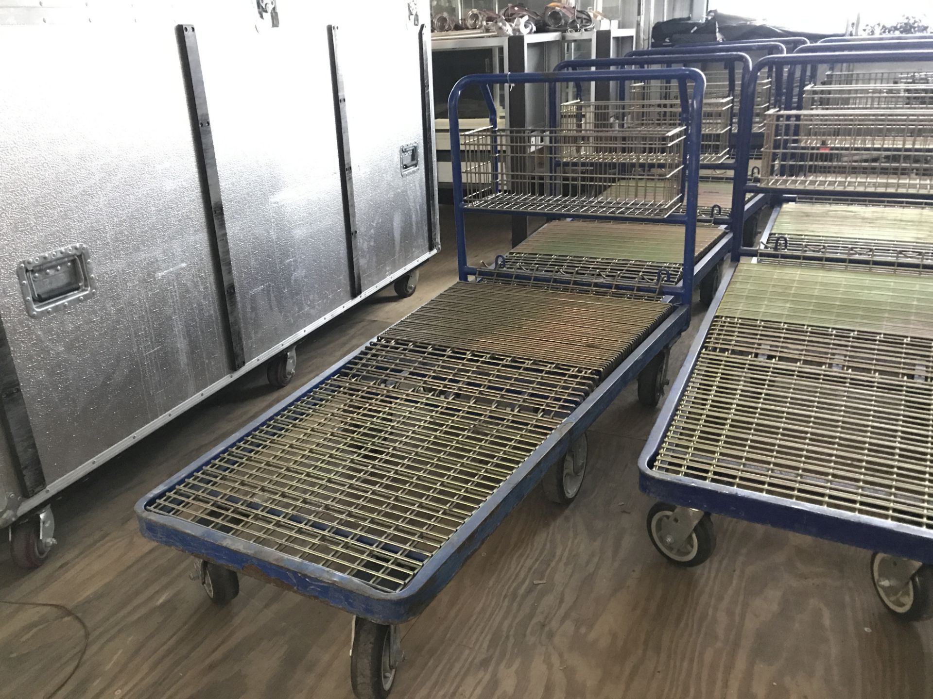 HEAVY DUTY METAL PLATFORM CART