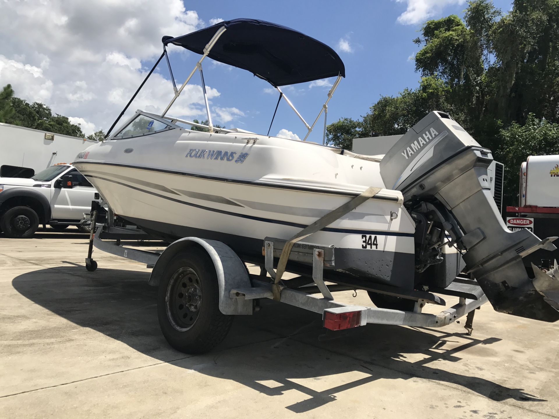 FOURS WINNS 170HORIZON W/ TRAILER - Image 2 of 11