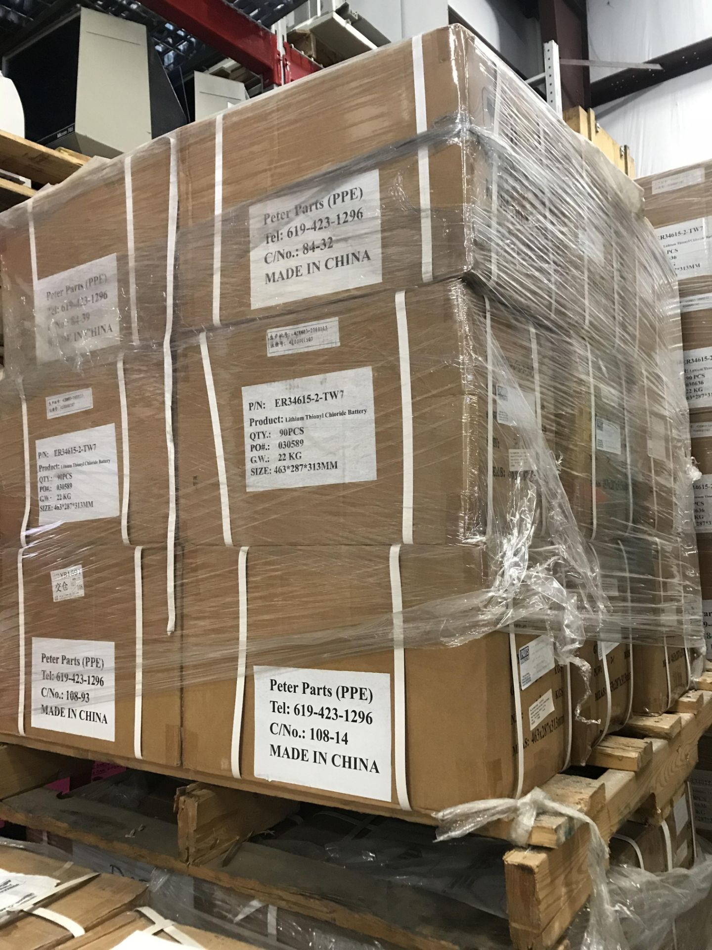 PALLET OF LITHIUM ION BATTERIES NIB, P/N ER34615-2-TW7, 90 PCS PER BOX