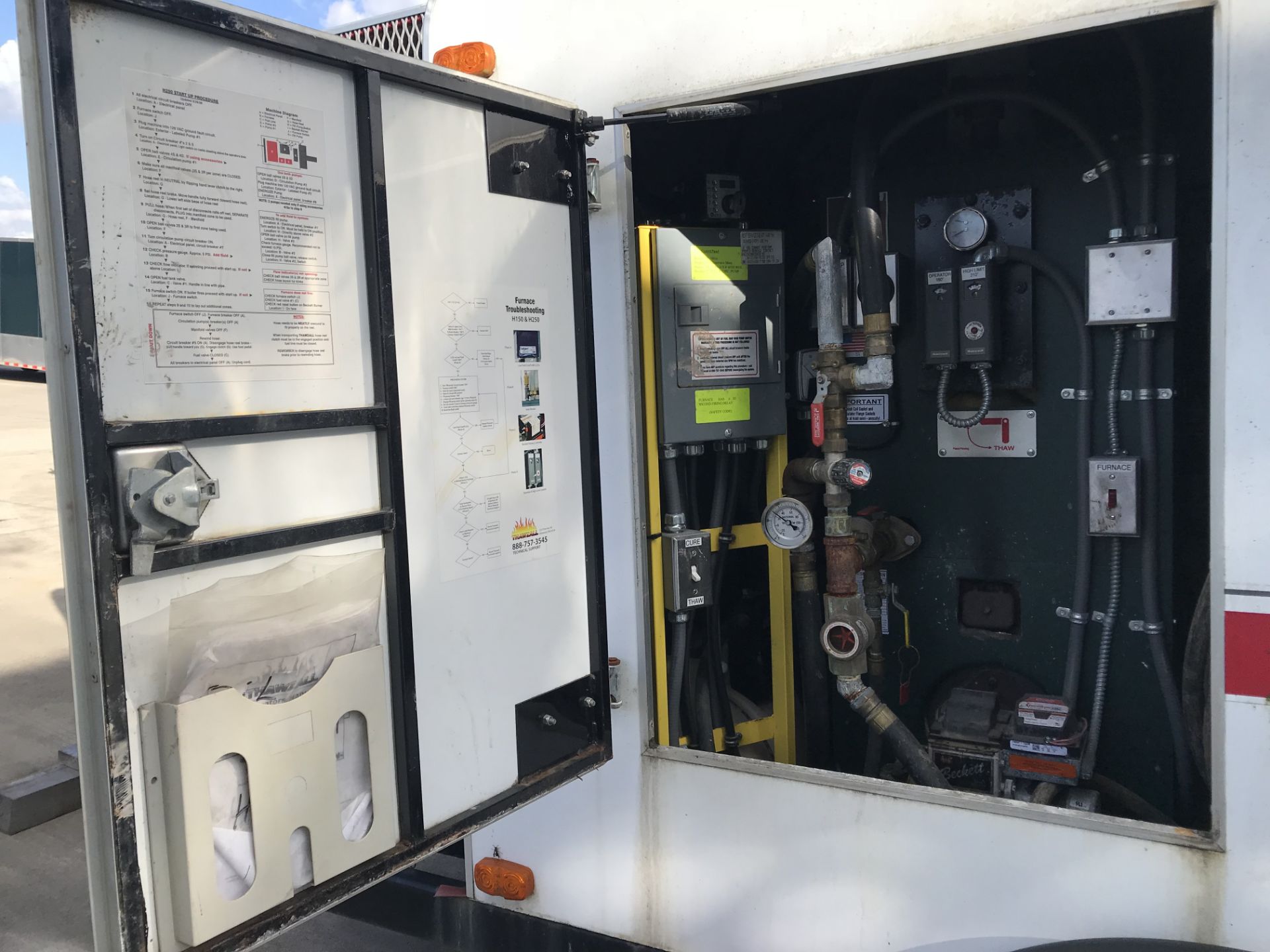 2012 THAWZAL H250SL TOWABLE GROUND HYDRONIC HEATER WITH DIESEL GENERATOR - Image 5 of 11