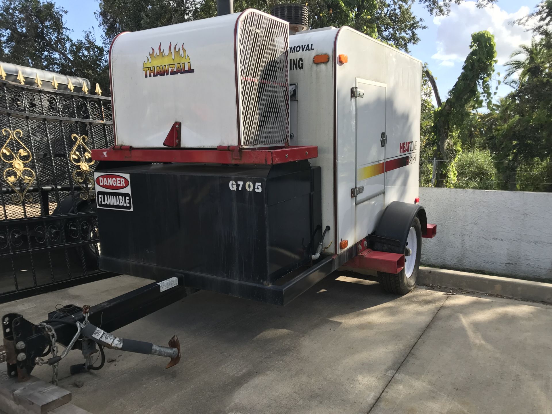 2012 THAWZAL H250SL TOWABLE GROUND HYDRONIC HEATER WITH DIESEL GENERATOR
