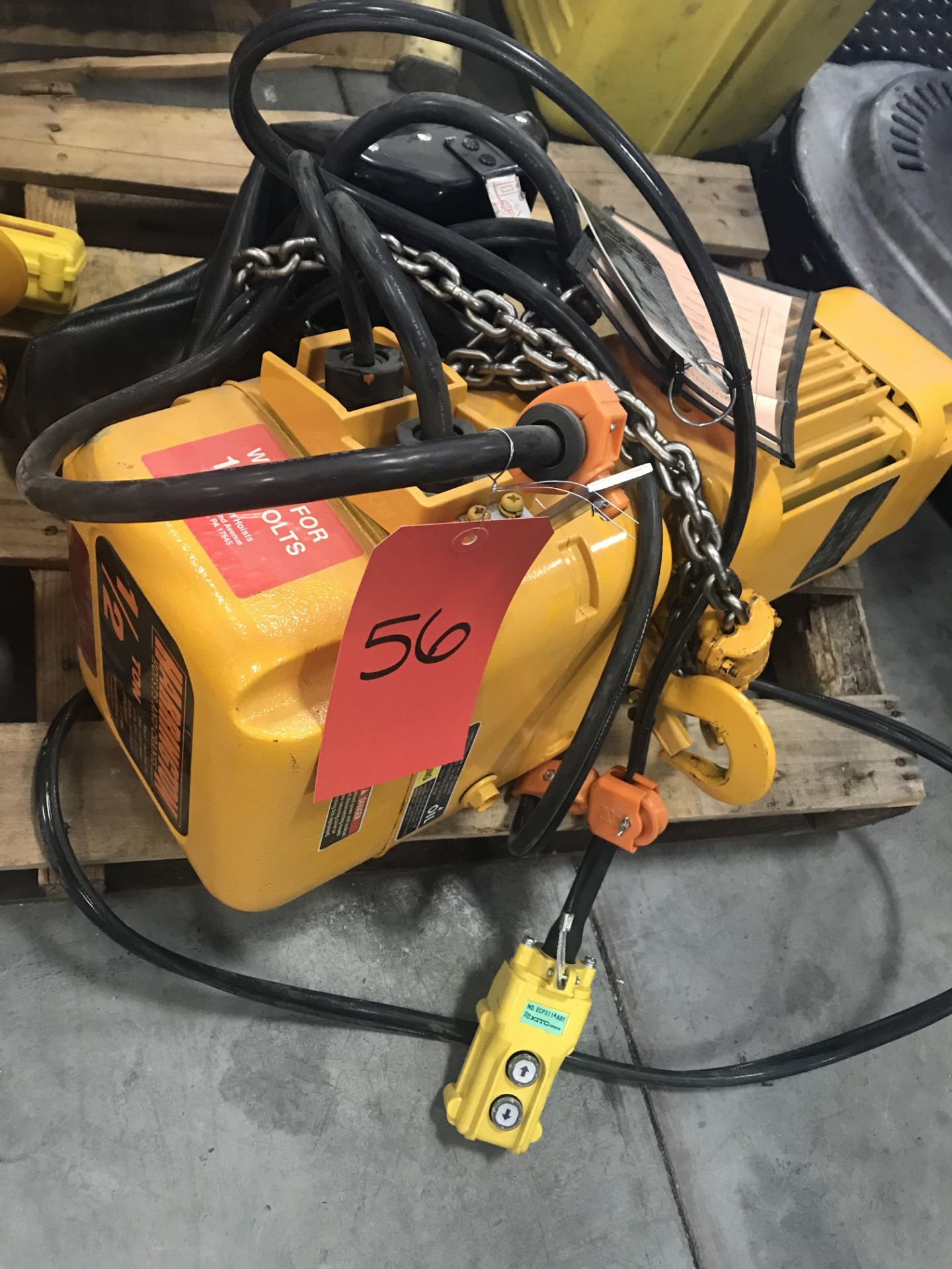 HARRINGTON 1/2 TON ELECTRIC CHAIN HOIST