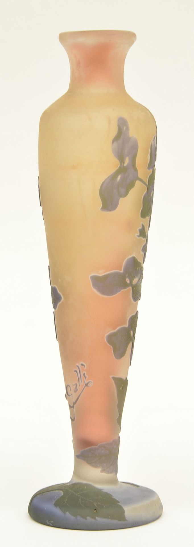 An Art Nouveau and period cameo glass vase, signed Gallé, H 21,4 cm - Bild 3 aus 10