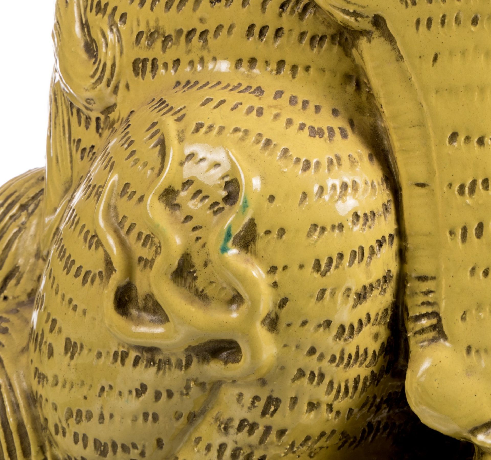 Two Chinese yellow glazed terracotta Fû-lions on a ditto base, H with base 92,5 cm, without base - Image 11 of 12