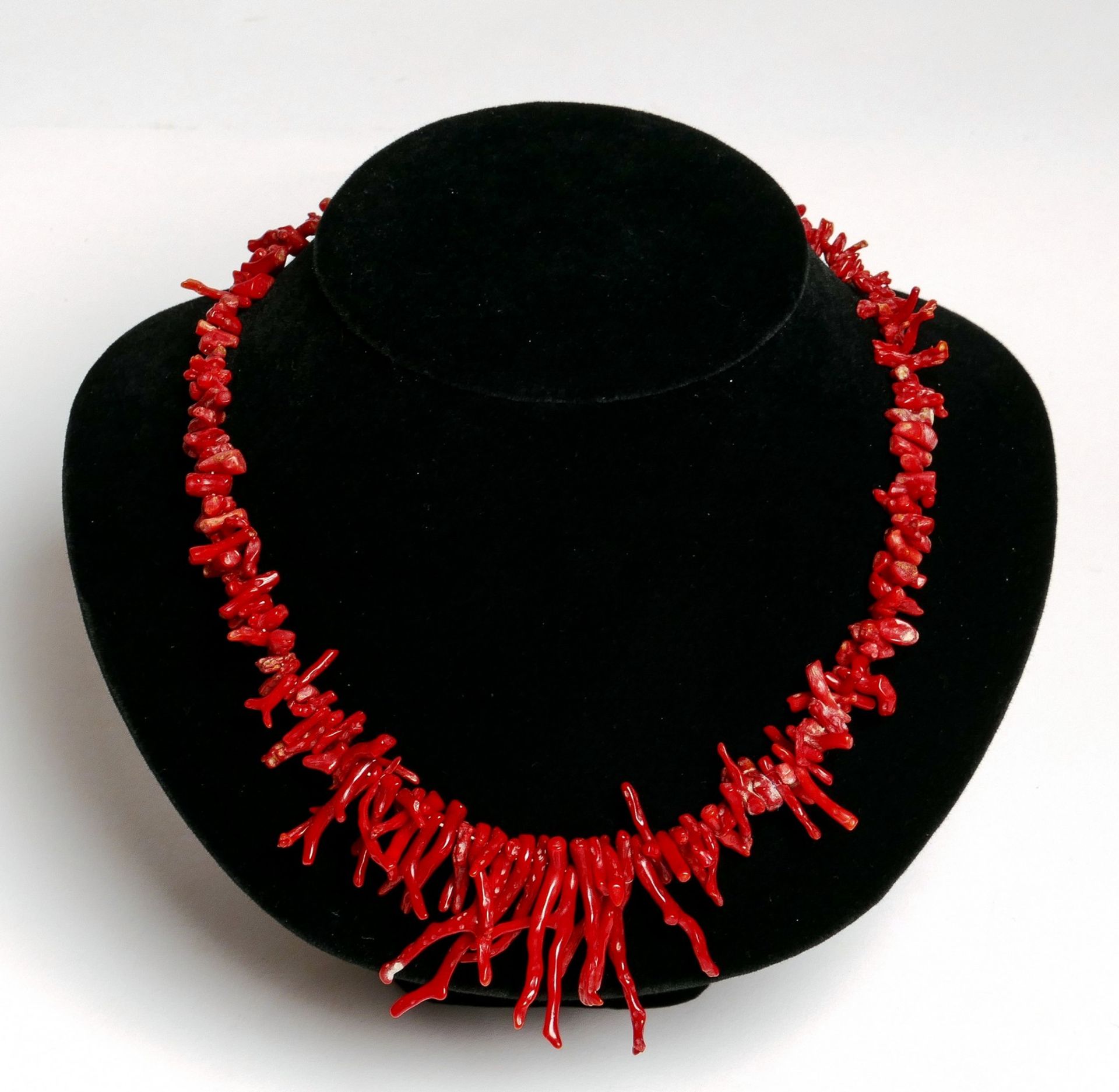 Two red coral necklaces, total weight ca. 90g, L (extender incl.) 45 - 52cm - Bild 6 aus 6