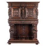 An Italian richly sculpted walnut credenza with some 17thC fragments, H 172 - W 132,5 - D 52 cm