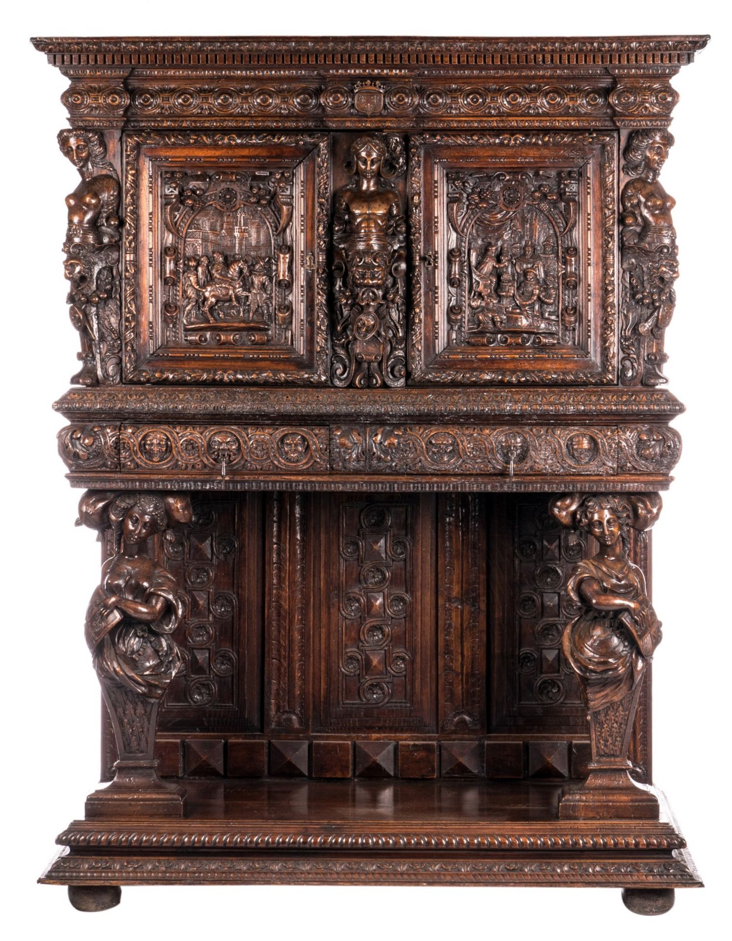 An Italian richly sculpted walnut credenza with some 17thC fragments, H 172 - W 132,5 - D 52 cm