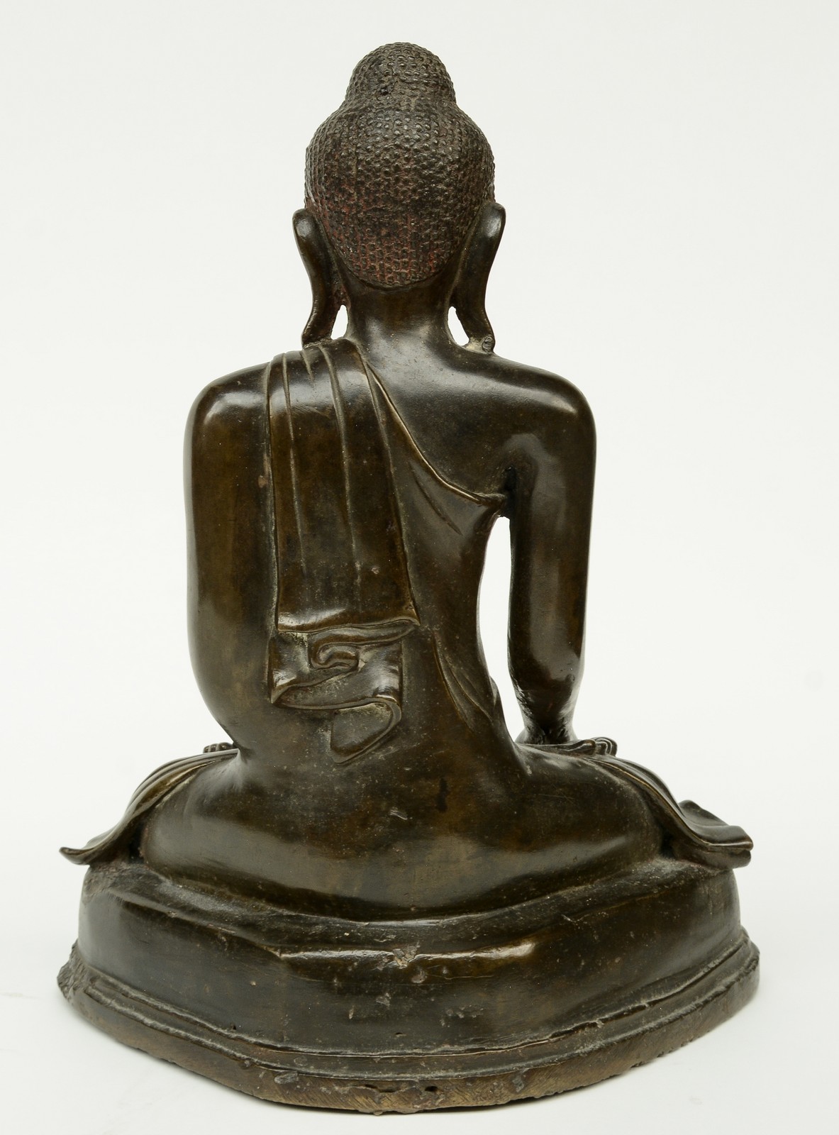 An Oriental bronze Buddha, H 37 cm - Image 4 of 6