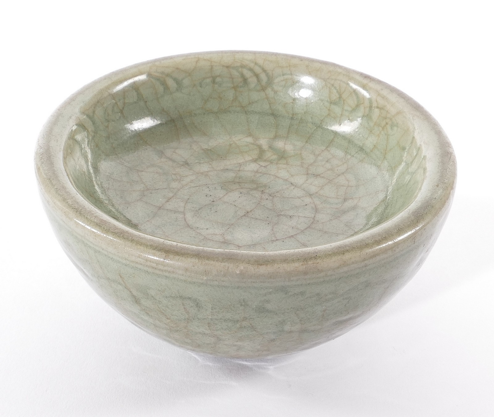 A celadon crackleware stoneware bowl, H 7 - Diameter 14,5 cm - Image 2 of 8