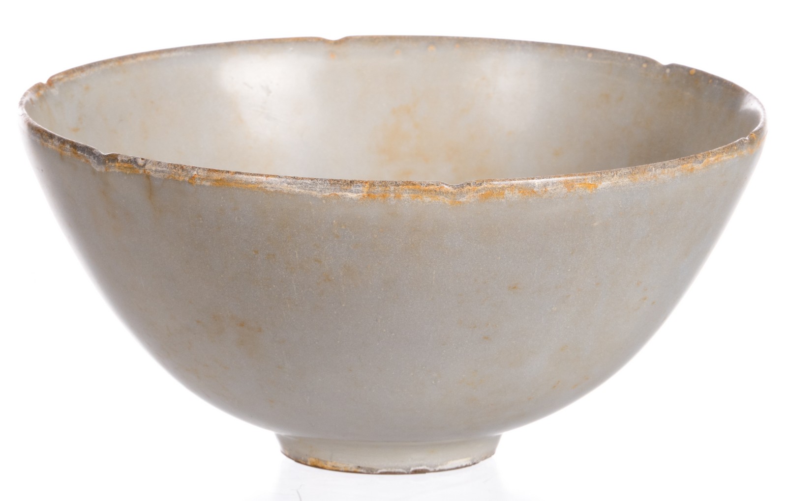A Chinese celadon stoneware bowl, H 9,5 cm - Diameter 19,5 cm (chips, cracks and firing faults to - Image 2 of 10