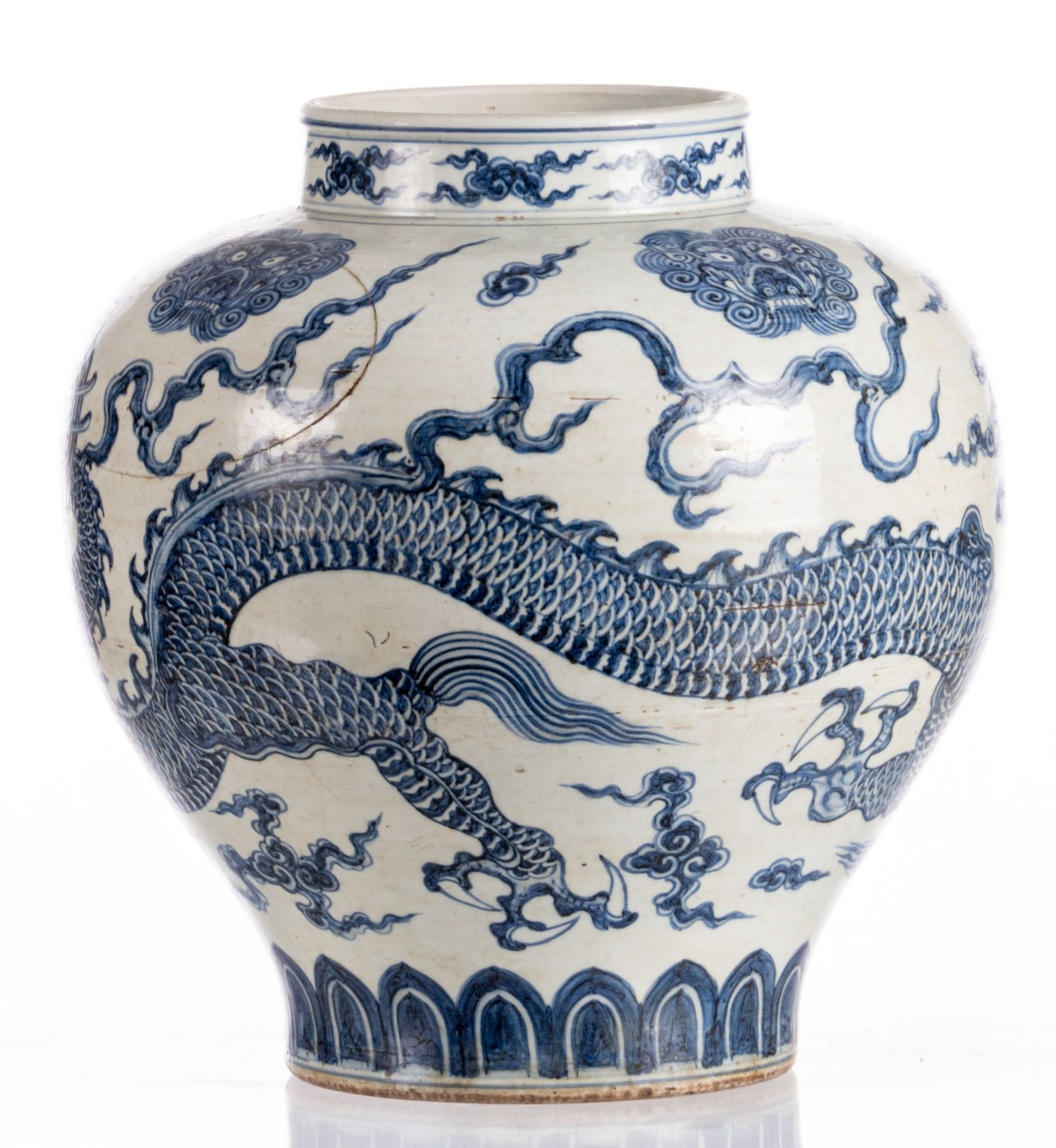 A Chinese blue and white dragon vase, marked, Qing dynasty, H 40,5 cm (cracks) - Bild 2 aus 15
