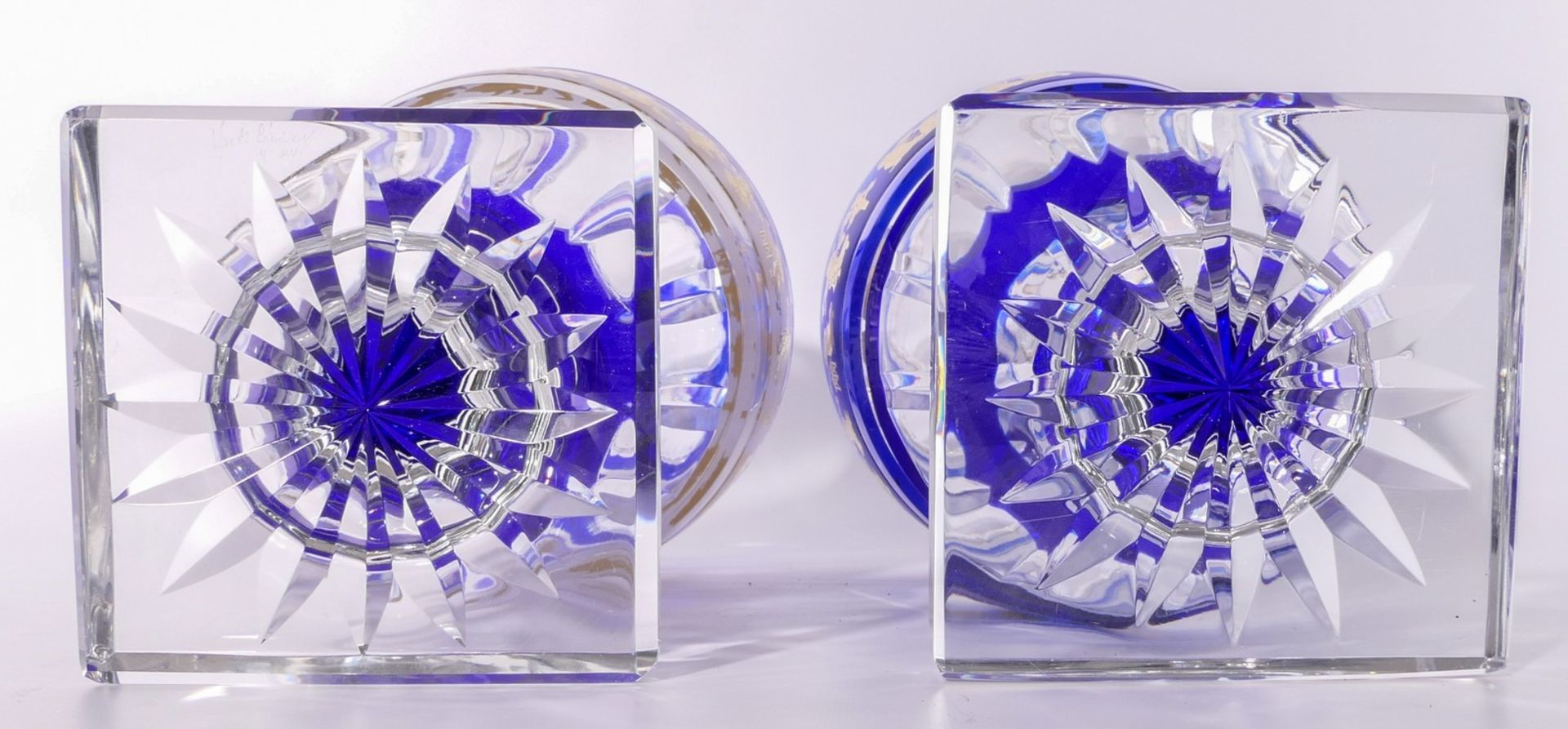 Two almost identical Val St. Lambert blue cut to clear crystal vases, decorated on the body with - Image 7 of 9