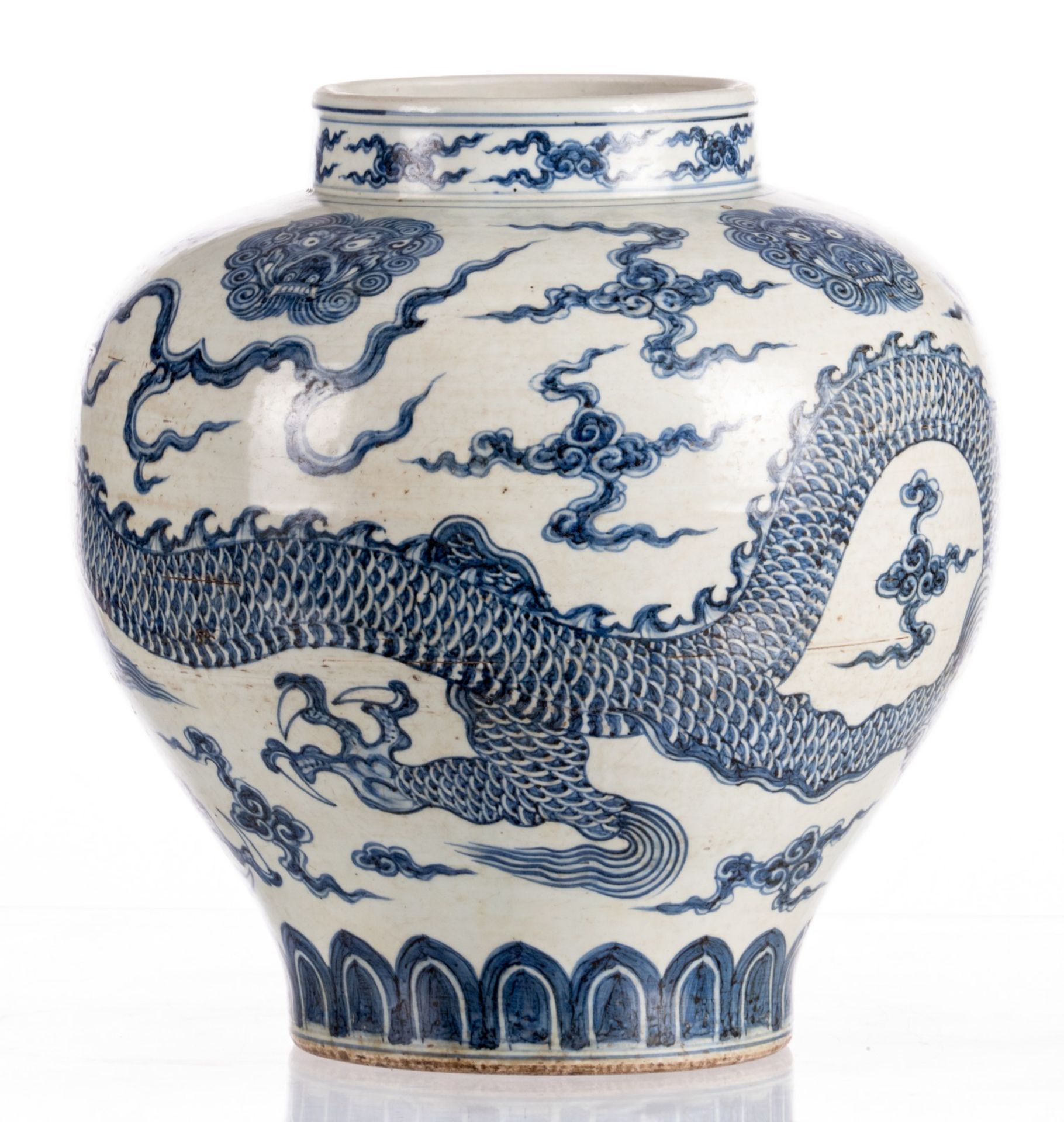A Chinese blue and white dragon vase, marked, Qing dynasty, H 40,5 cm (cracks) - Bild 3 aus 15