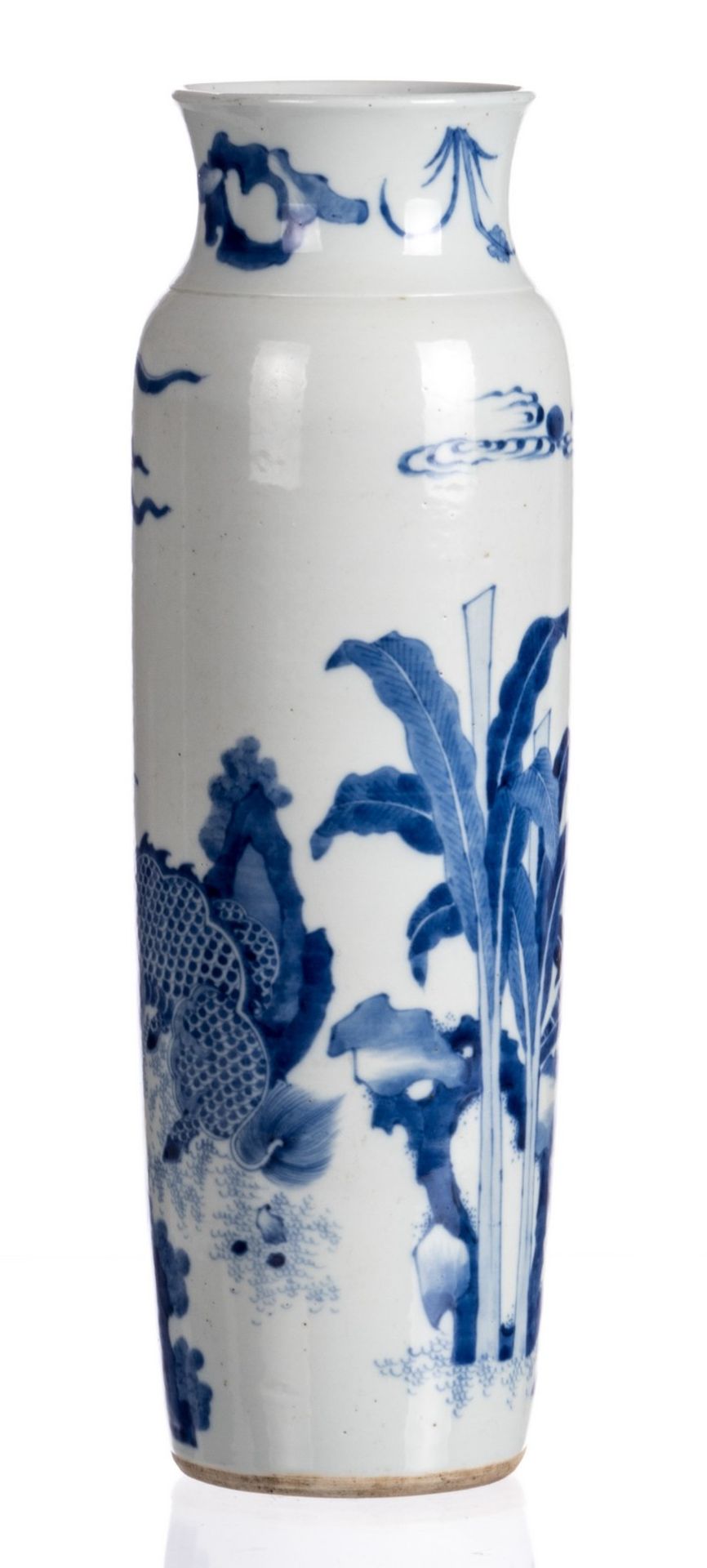 A Chinese blue and white cylinder shaped vase, overall decorated with Fû-lions in a garden, H 47,5 - Image 2 of 9
