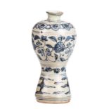 A Chinese blue and white floral decorated vase, Ming dynasty, H 22,5 cm (with certificate)
