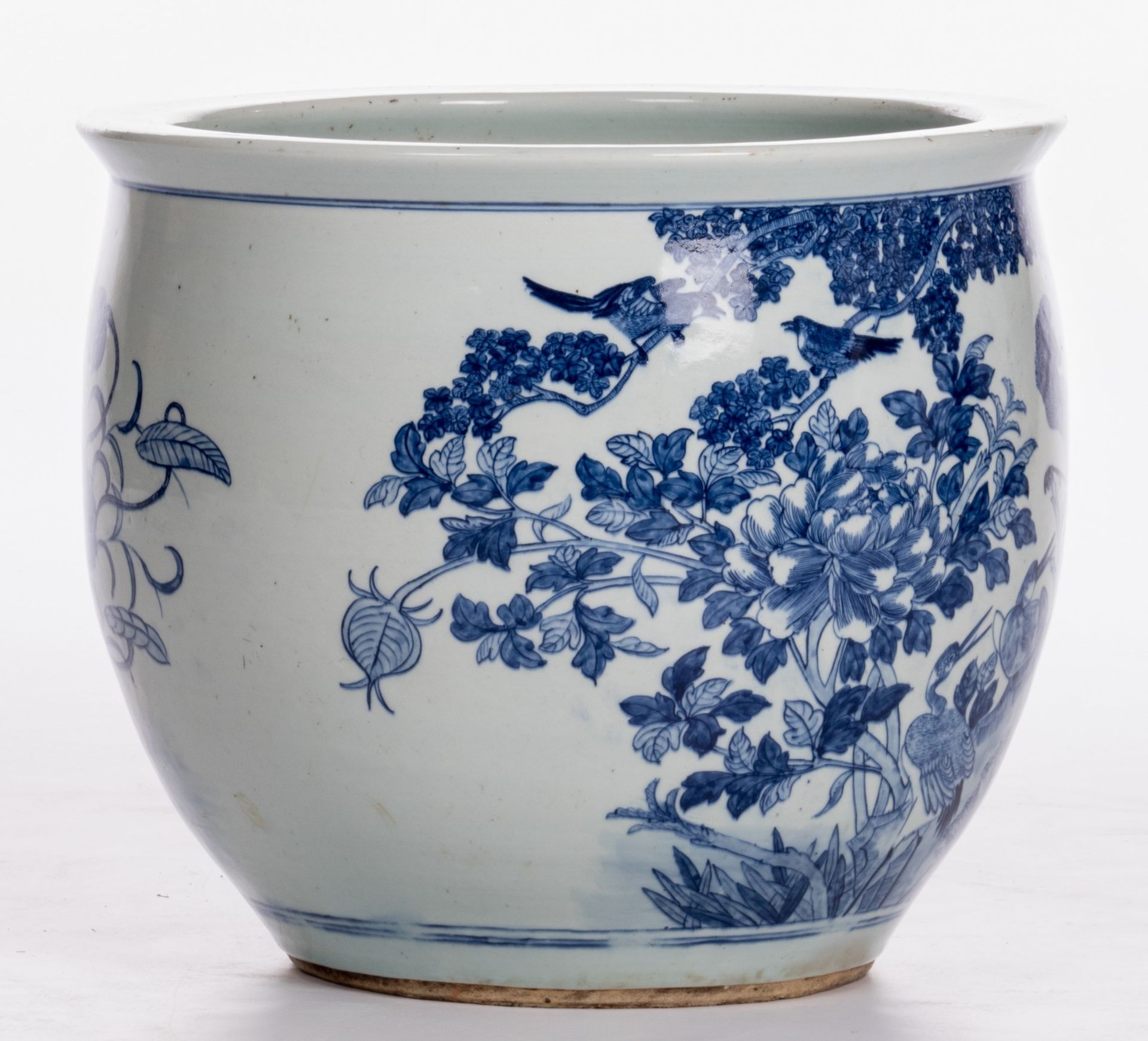 A fine Chinese blue and white decorated fish bowl, overall decorated with birds and flower branches, - Image 2 of 8