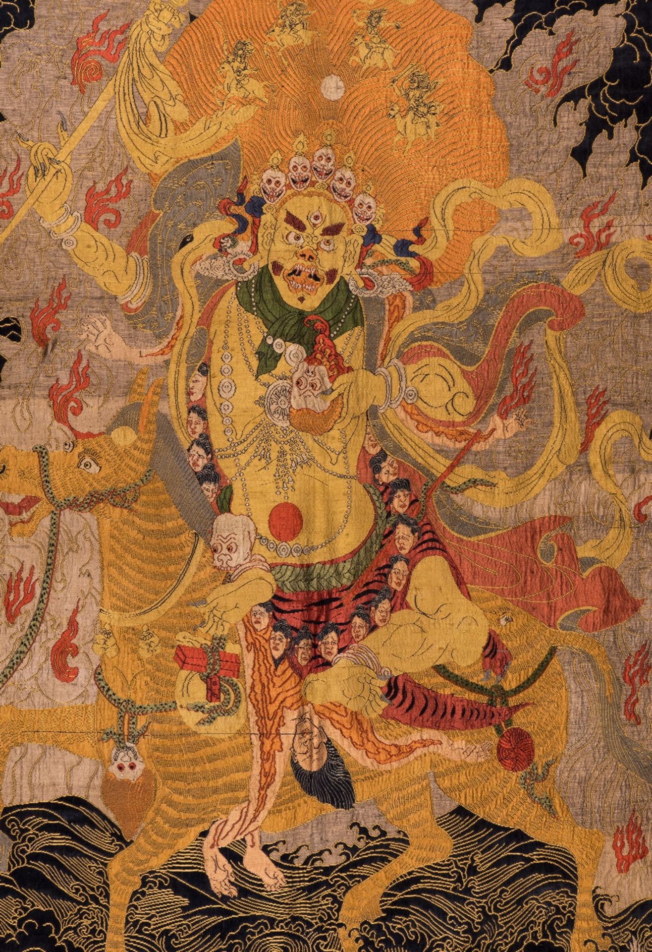 An extraordinary Chinese silk tapestry depicting scenes of a god, dragons and auspicious symbols - Image 4 of 14