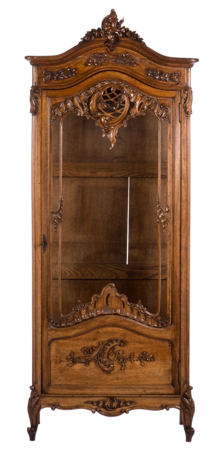 A LXV -style sculpted walnut china cabinet in the Liégeois manner, H 180,5 - W 76 - D 43,5 cm