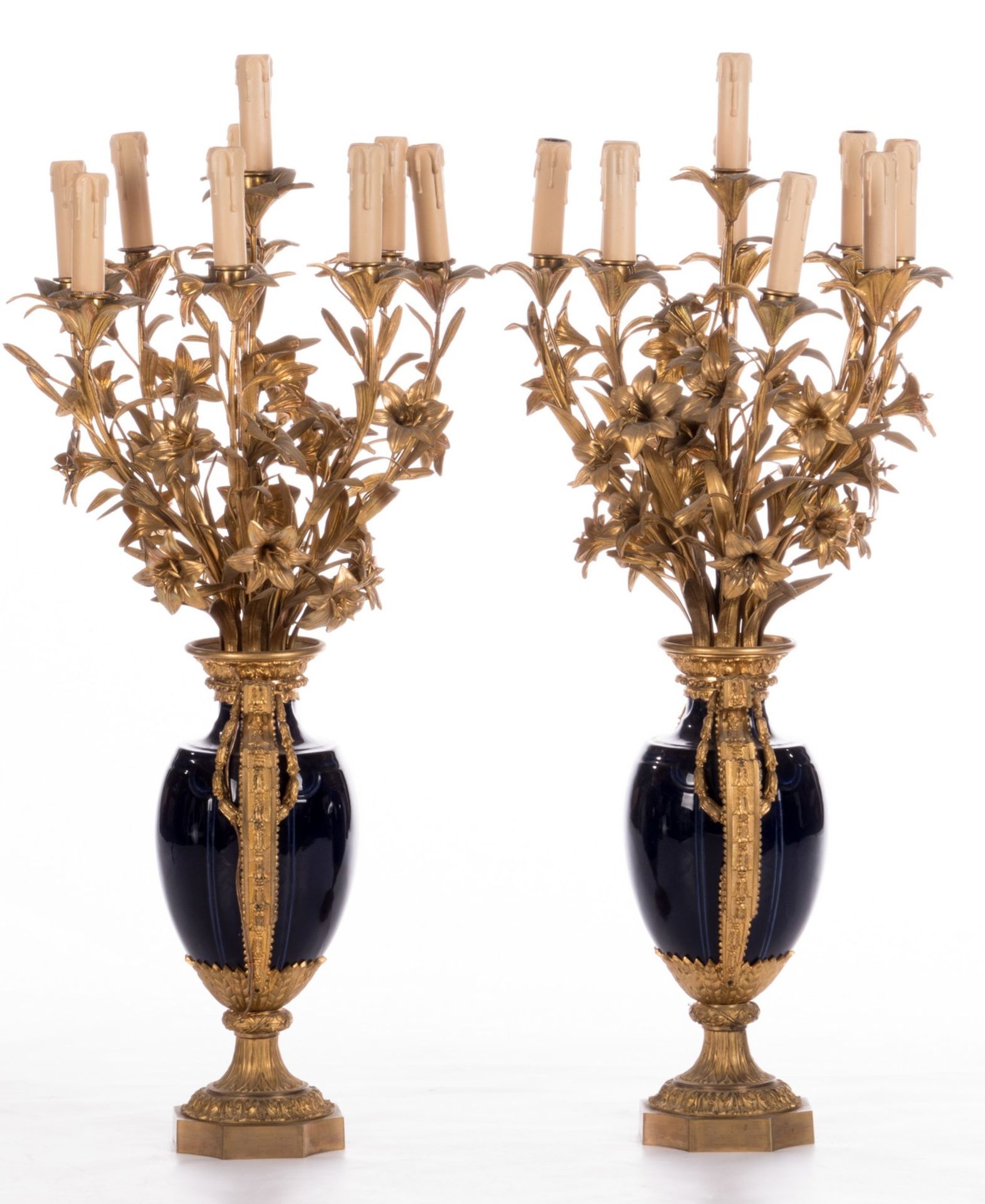 A pair of Nap. III-style candlesticks in blue glazed pottery with rich bronze mounts, H 96 cm (minor - Image 4 of 8