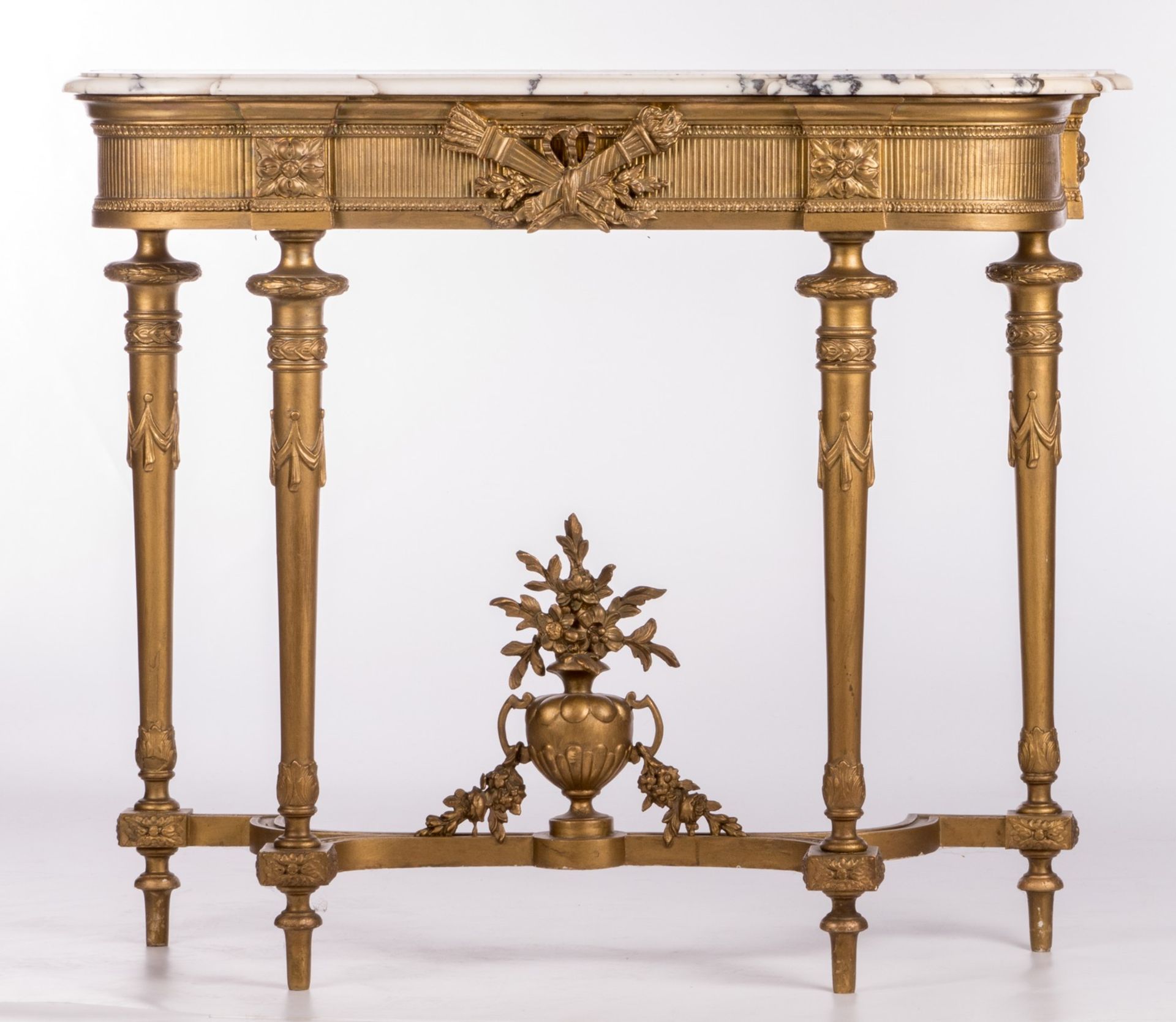 A neoclassical gilt wood console table with yellow Sienna marble top, H 90,5 - W 10 8 -D 43 cm - Bild 2 aus 11