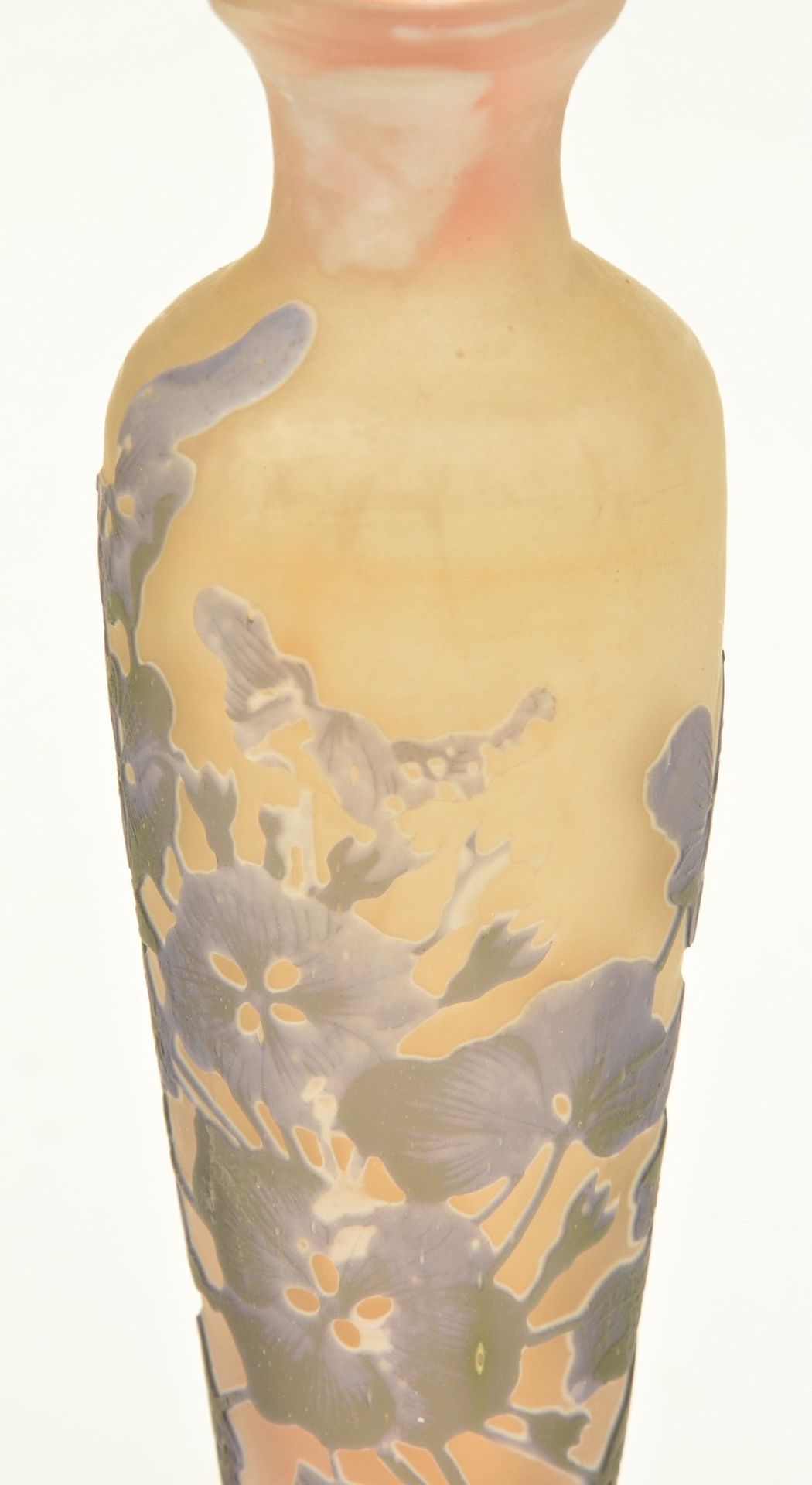 An Art Nouveau and period cameo glass vase, signed Gallé, H 21,4 cm - Bild 9 aus 10