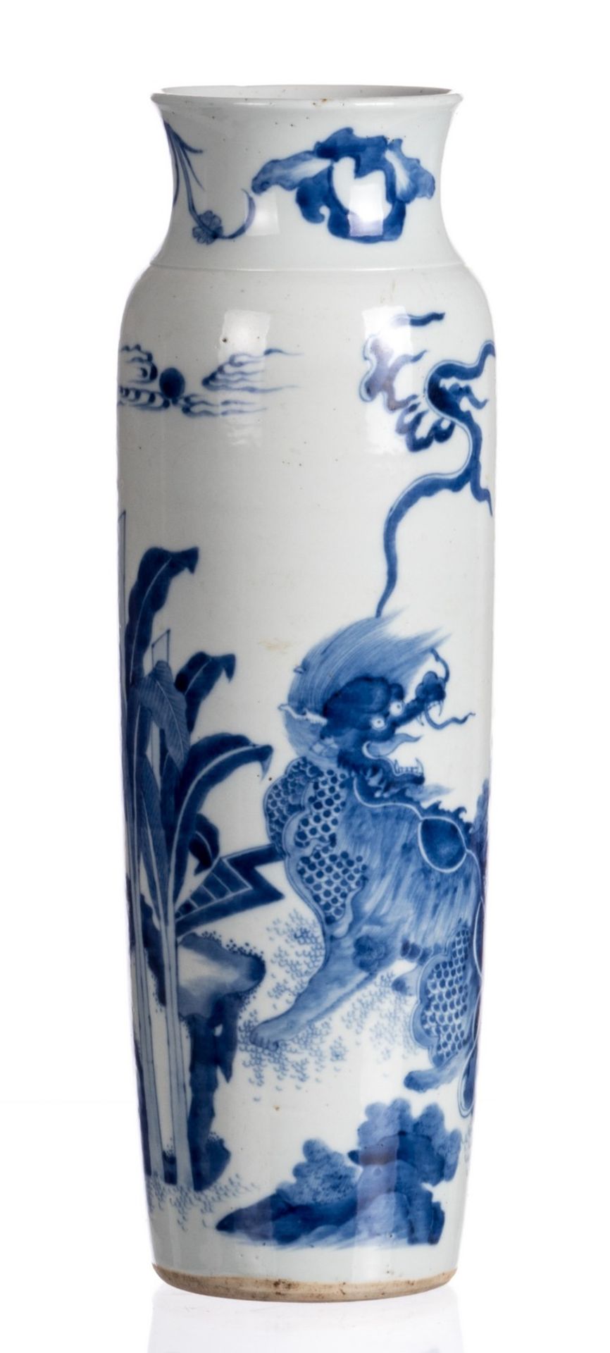 A Chinese blue and white cylinder shaped vase, overall decorated with Fû-lions in a garden, H 47,5 - Image 3 of 9