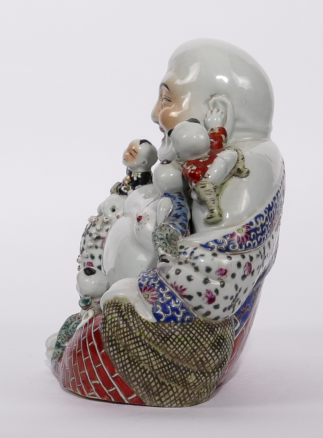 A Chinese laughing Budai with children, polychrome decorated, marked, about 1900, H 24,5 cm - Image 2 of 10