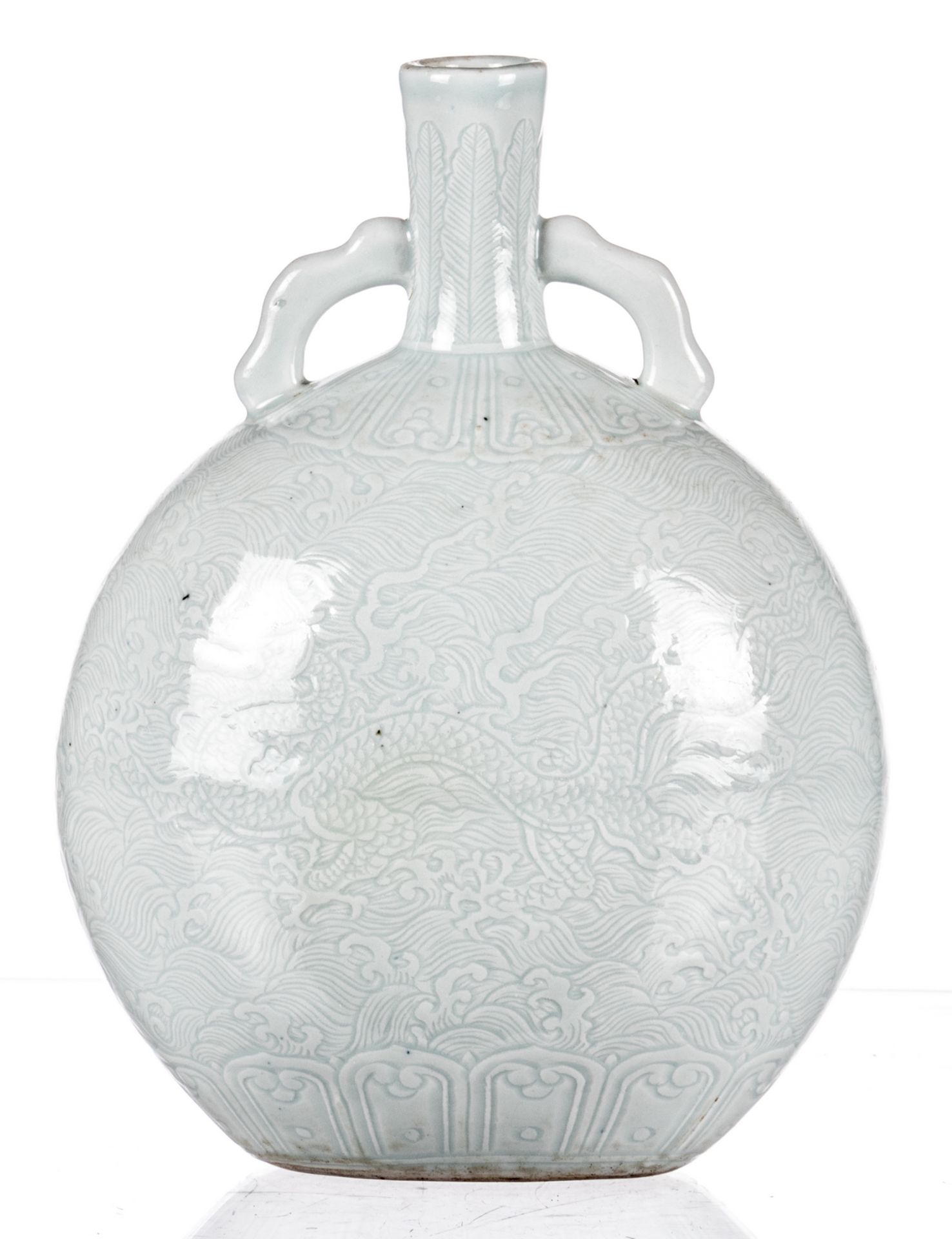 A Chinese light blue glazed moonflask, dragon relief decorated, H 29 cm - Bild 4 aus 7