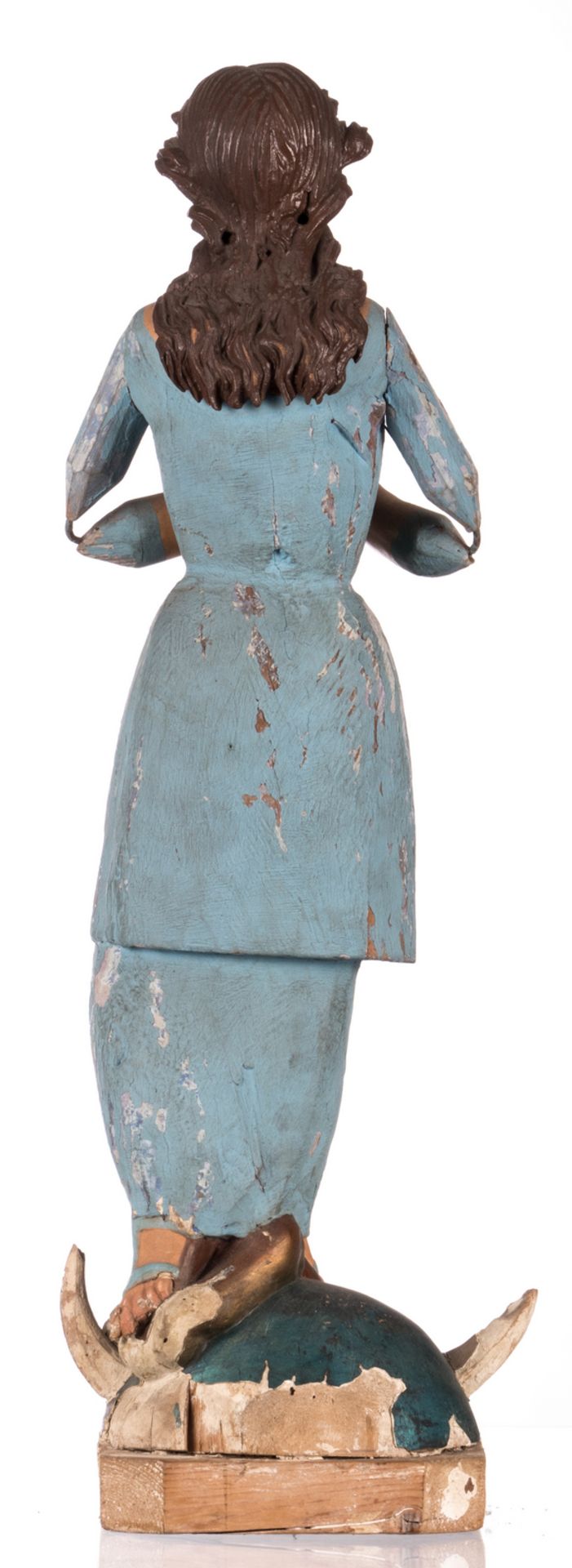 Our Lady of the Crescent, a polychrome painted wooden dressing doll, probably French, 18thC, H 69 - Bild 3 aus 10