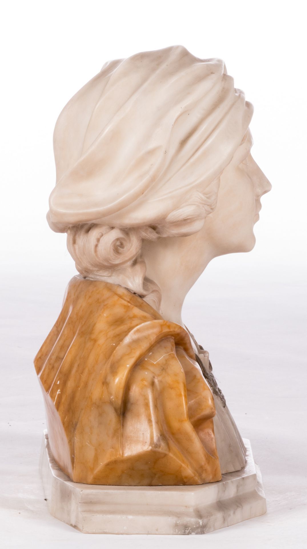 Mazzanti B., a bust of a girl, marble and alabaster, H 52 cm - Bild 4 aus 9